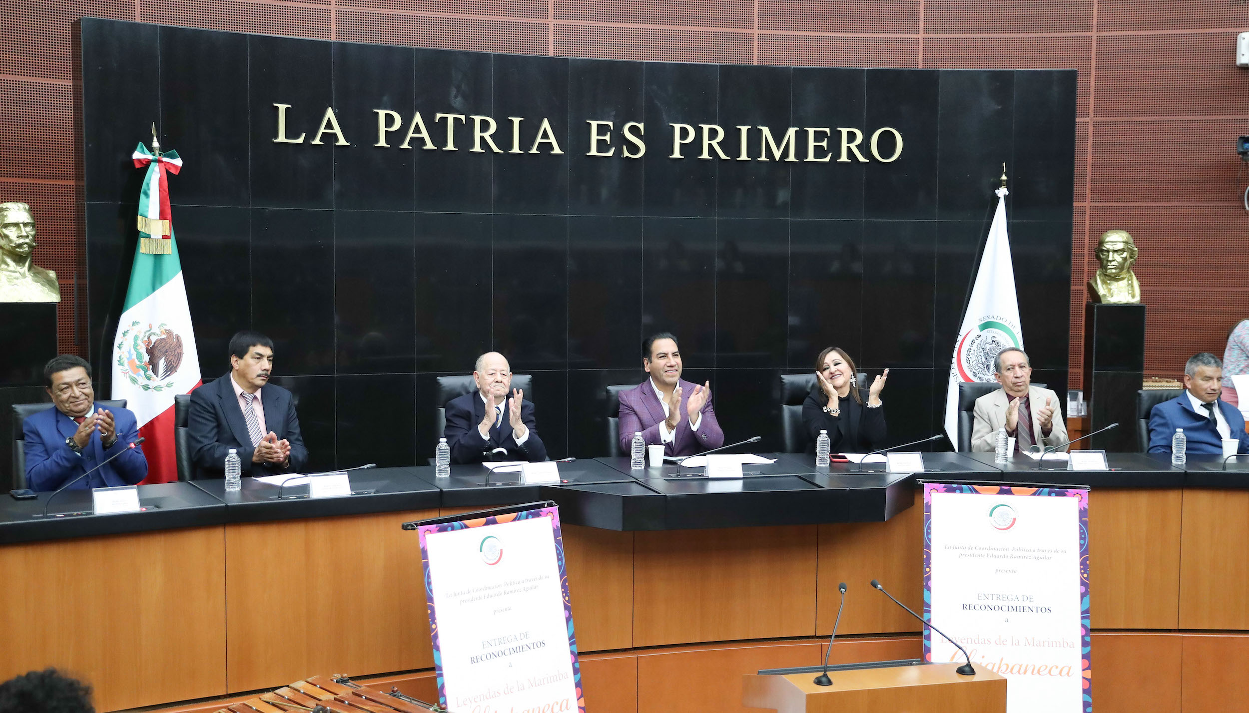 Entrega de Reconocimientos a Leyendas de Marimba Chiapaneca-