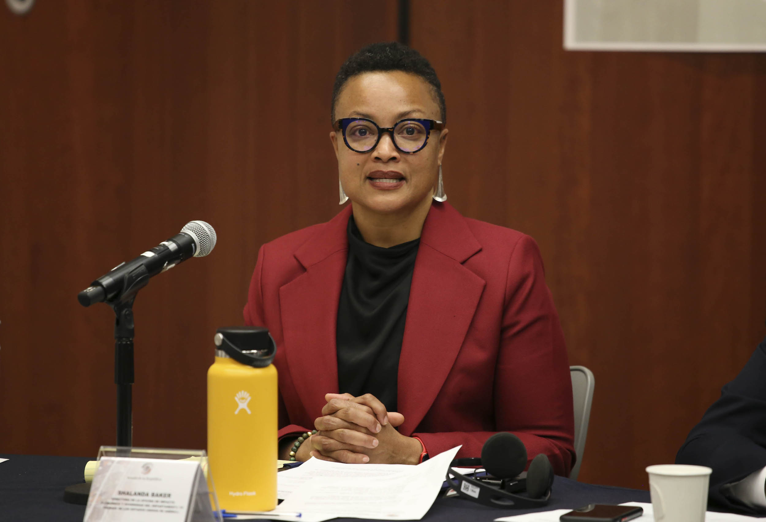Reunion de Trabajo de la Comision de Medio Ambiente con Shalanda Baker-