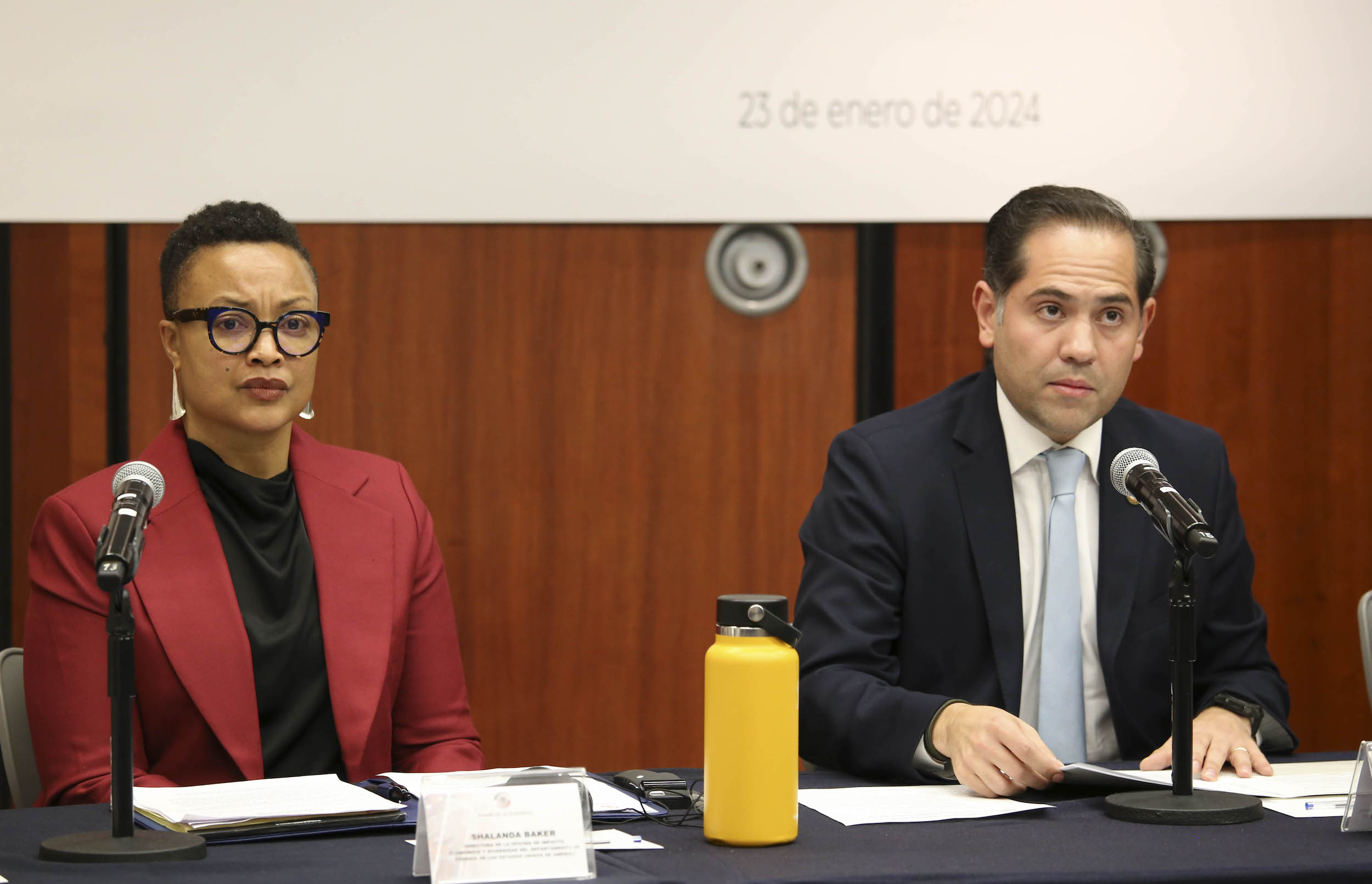 Reunion de Trabajo de la Comision de Medio Ambiente con Shalanda Baker-