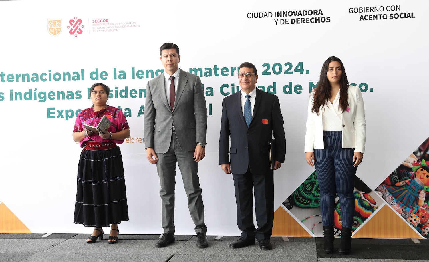 Inauguracion de la expo-venta artesanal de comunidades indigenas-