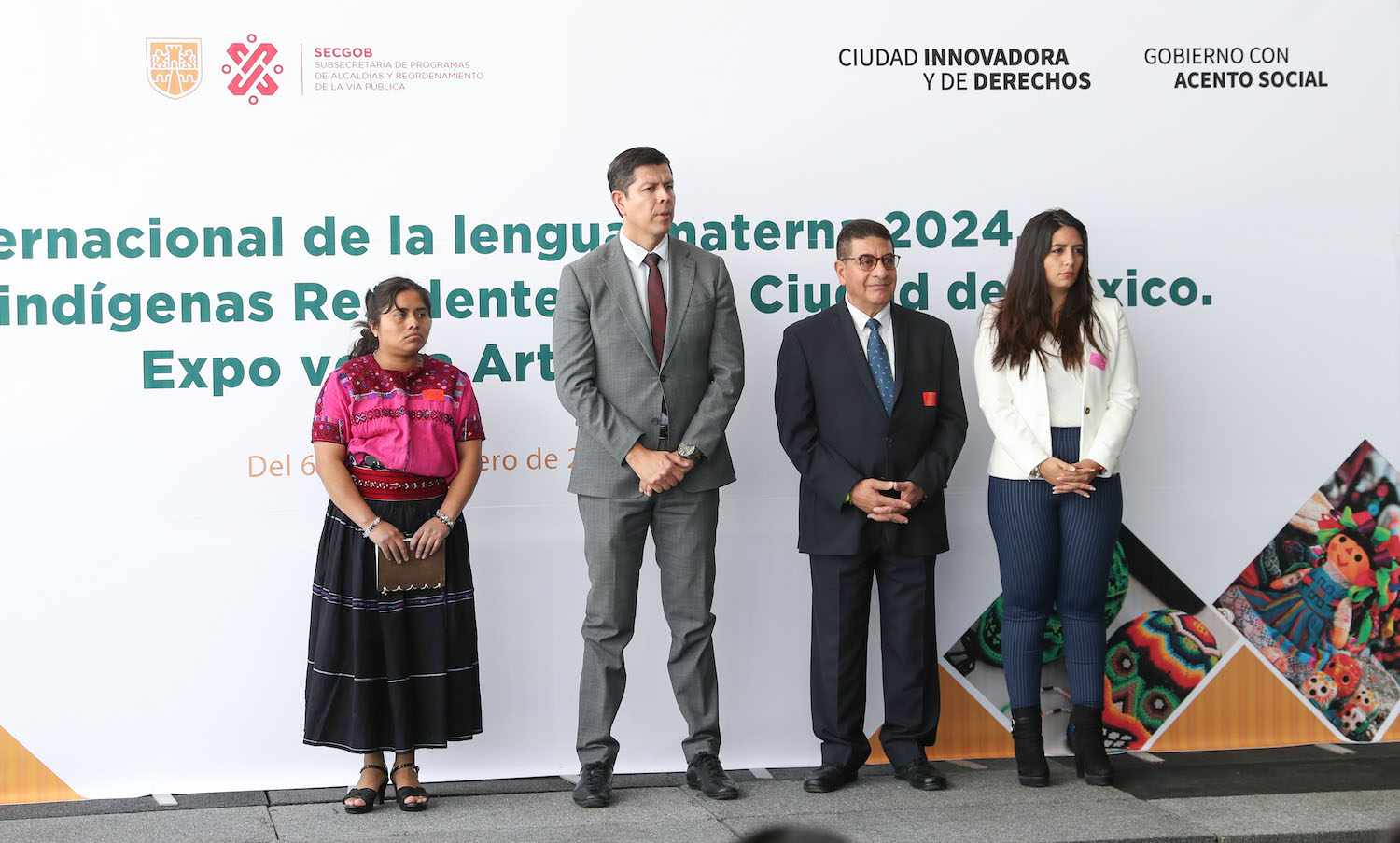 Inauguracion de la expo-venta artesanal de comunidades indigenas-