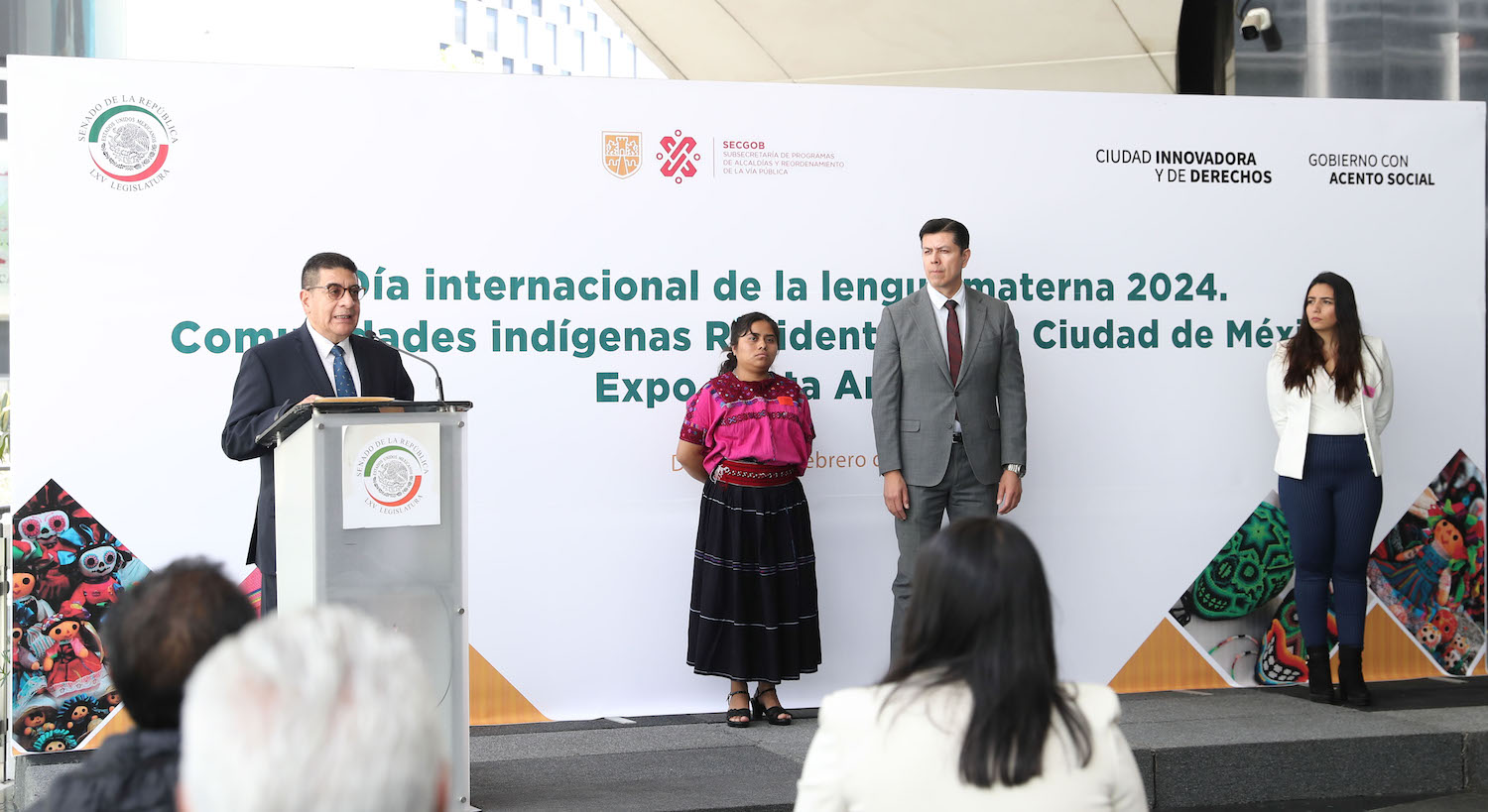 Inauguracion de la expo-venta artesanal de comunidades indigenas-