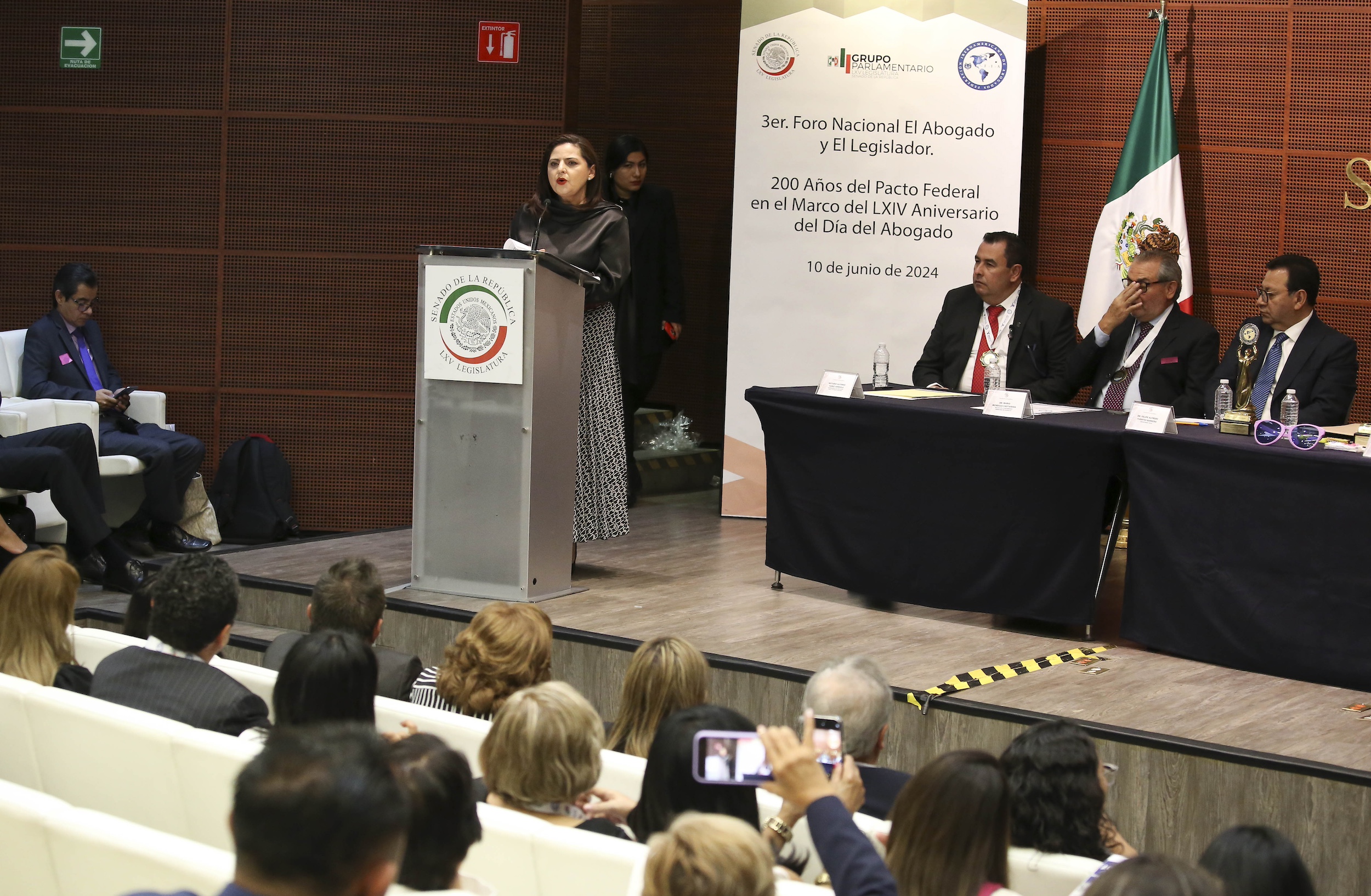 Tercer Foro Nacional El Abogado y El Legislador-