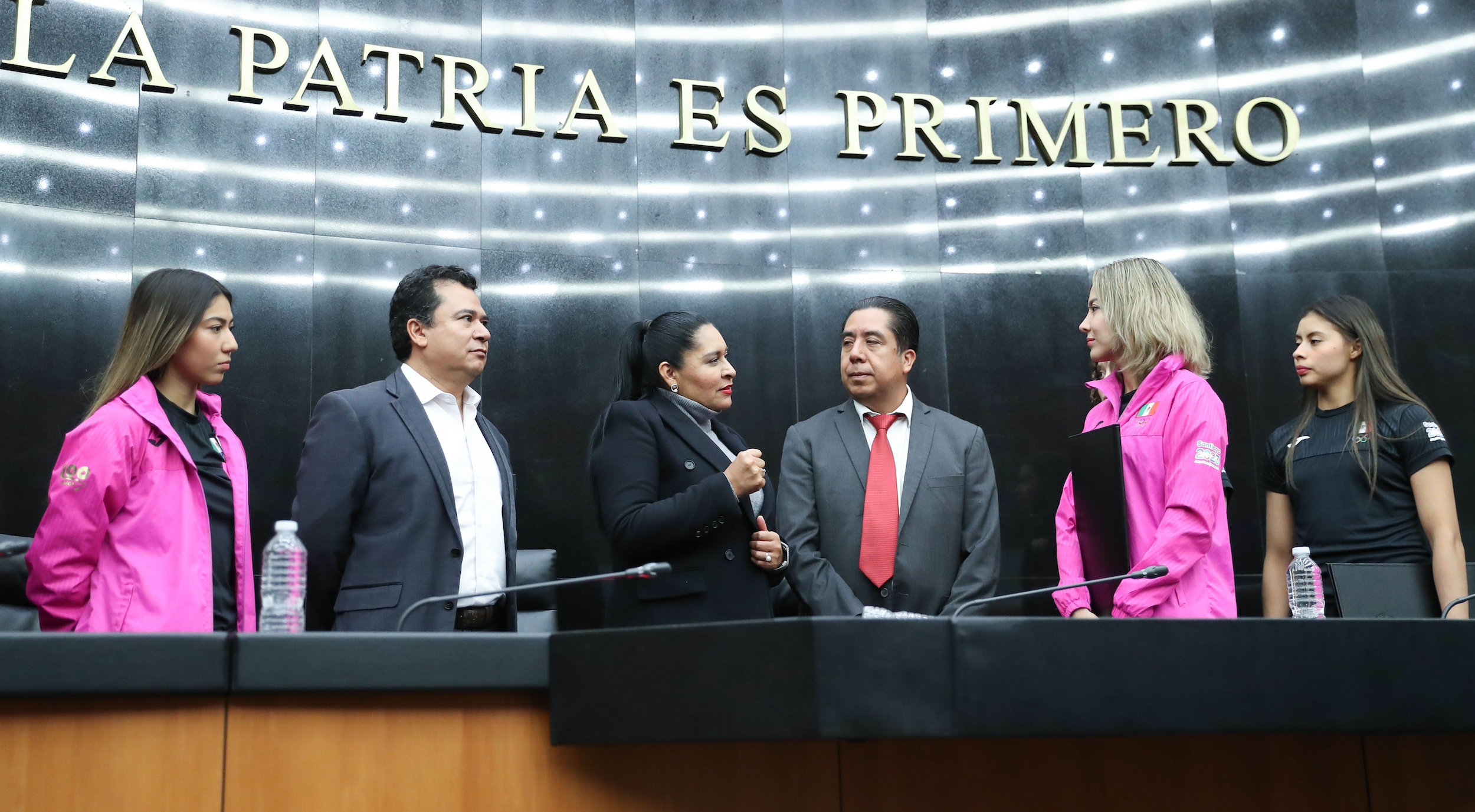 Entrega de Reconocimientos para la Seleccioin Mexicana de Gimnasia Riitmica de Conjunto-