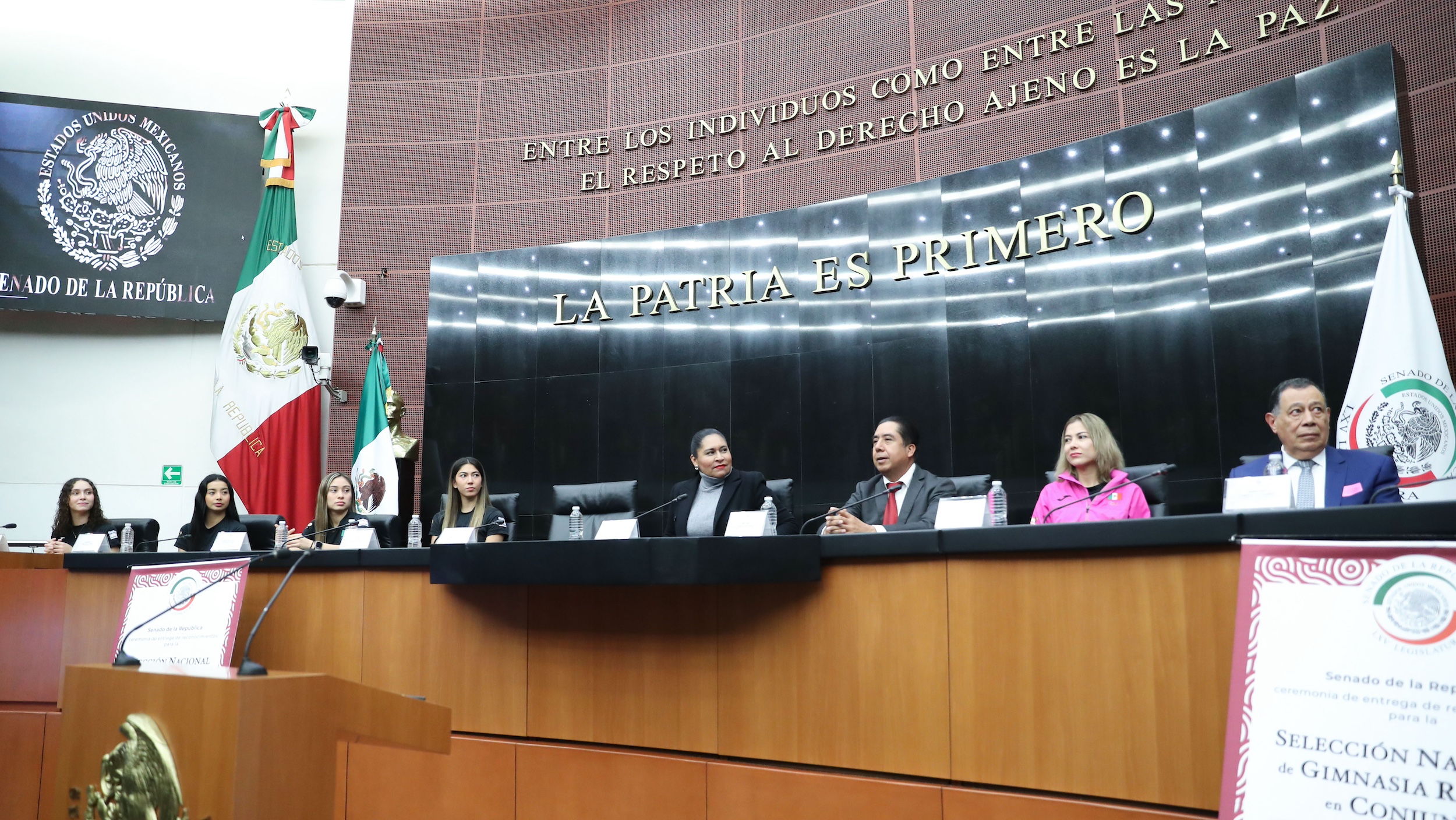 Entrega de Reconocimientos para la Seleccioin Mexicana de Gimnasia Riitmica de Conjunto-