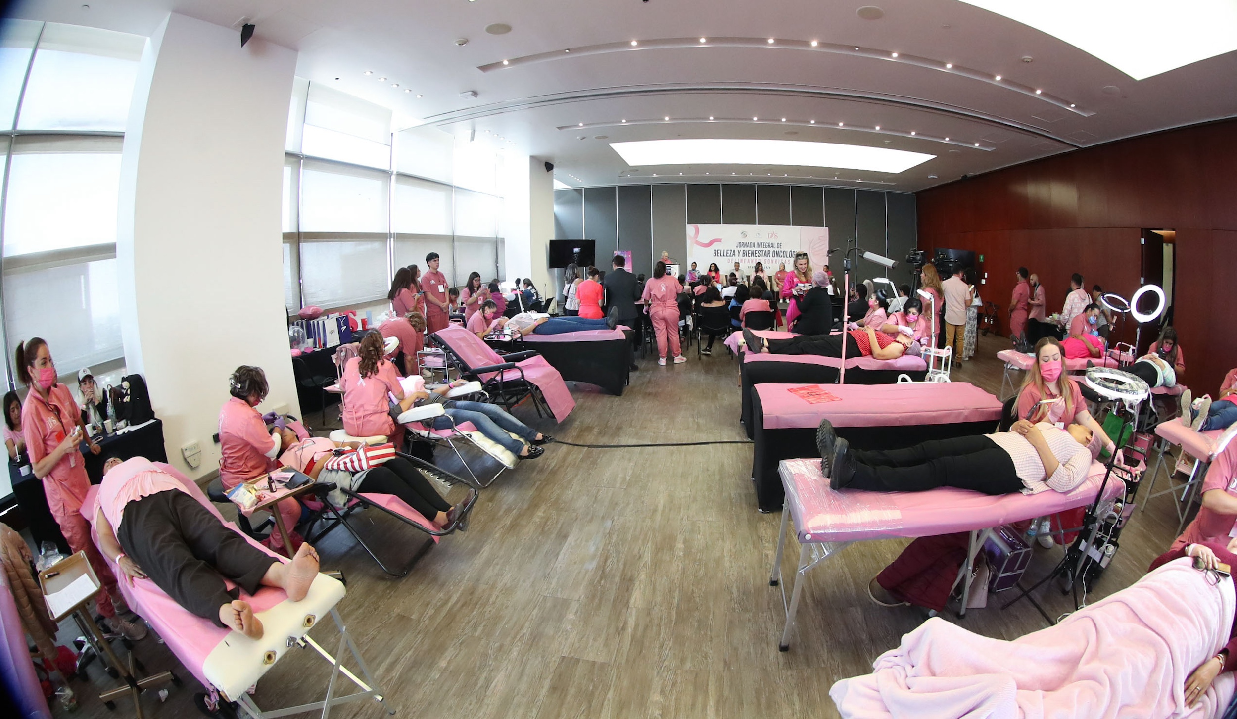 Jornada Integral de Belleza y Bienestar Oncologico-