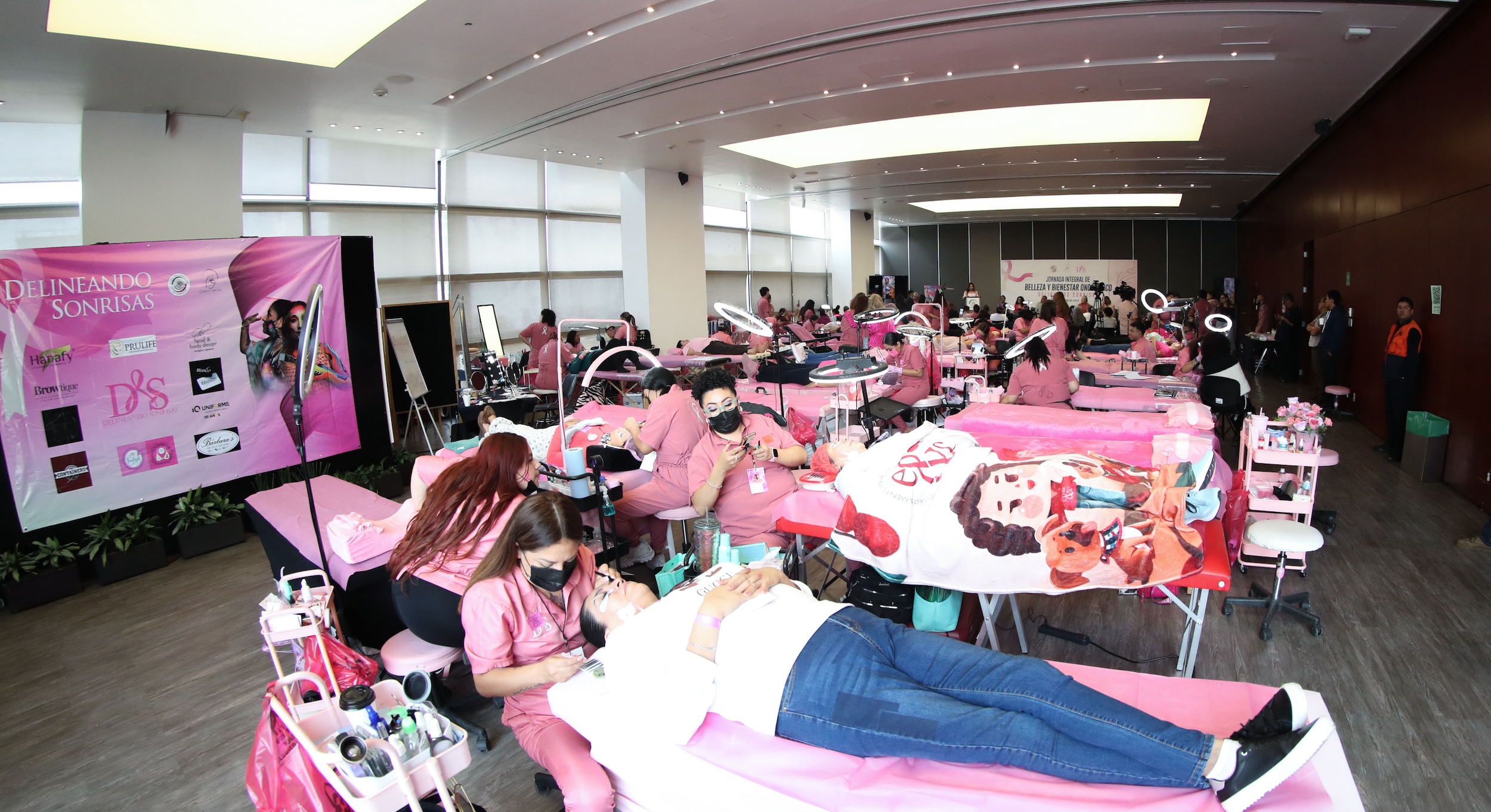 Jornada Integral de Belleza y Bienestar Oncologico-