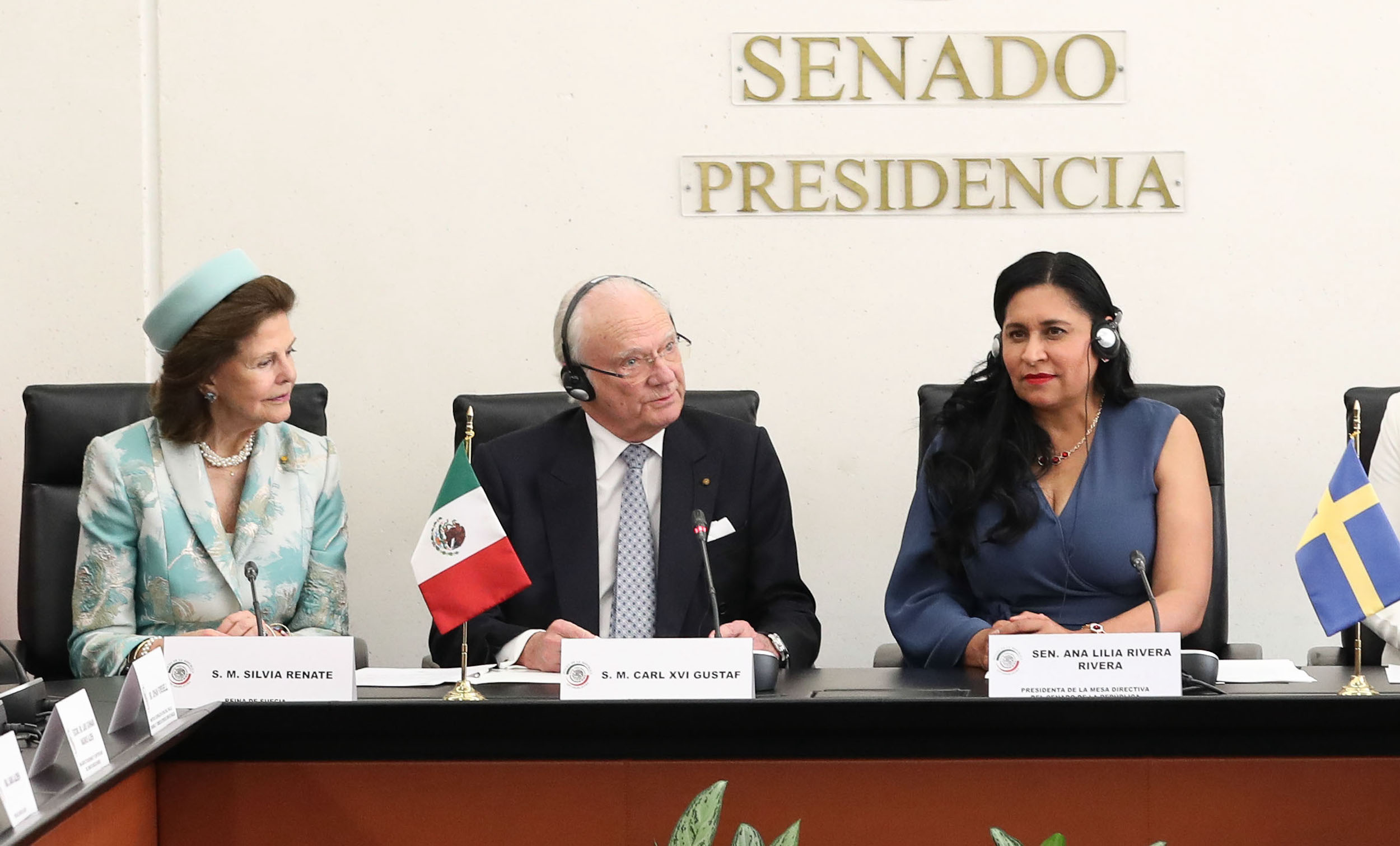 Visita al Senado de la Repuiblica de los Reyes de Suecia-