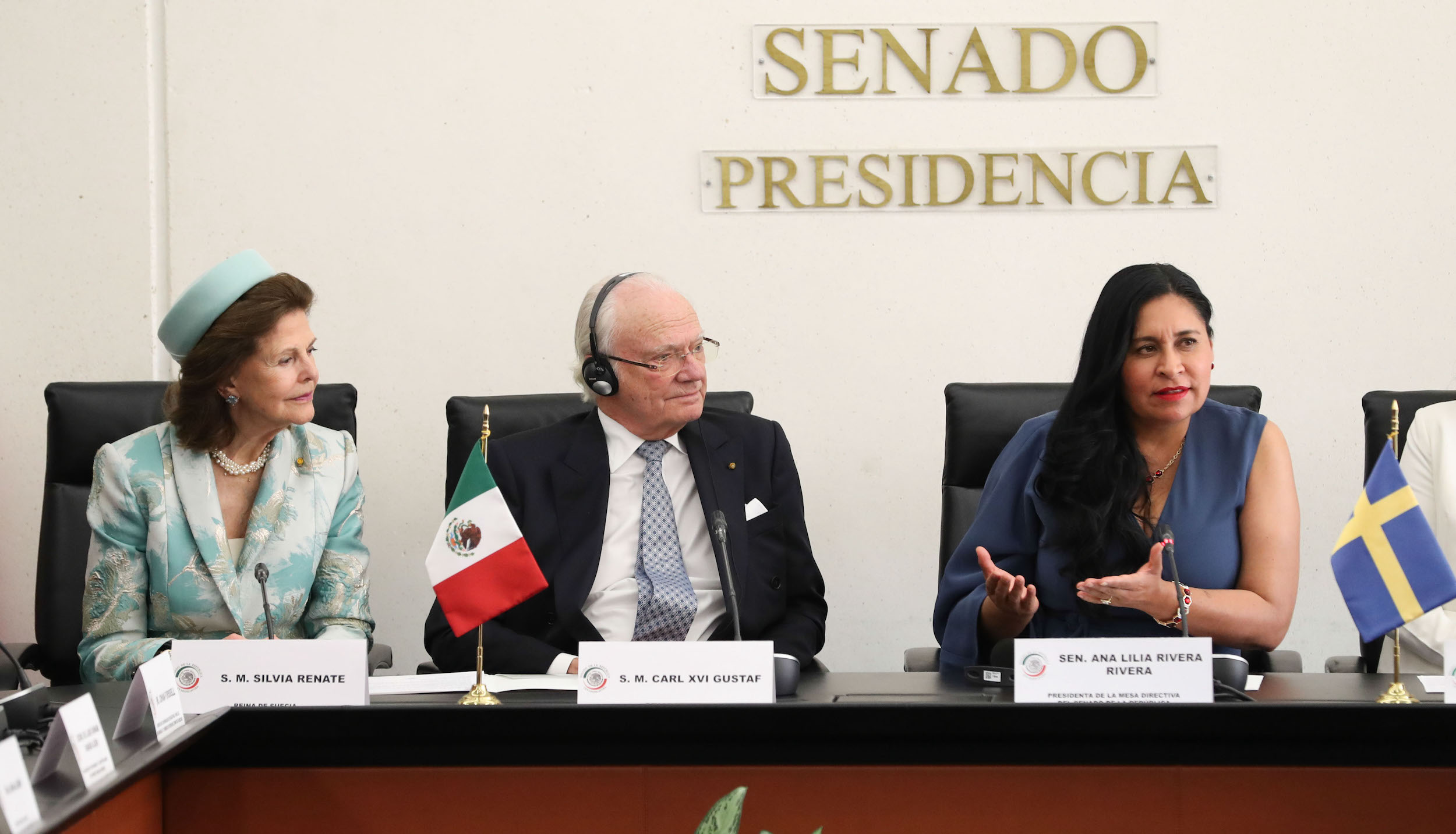 Visita al Senado de la Repuiblica de los Reyes de Suecia-