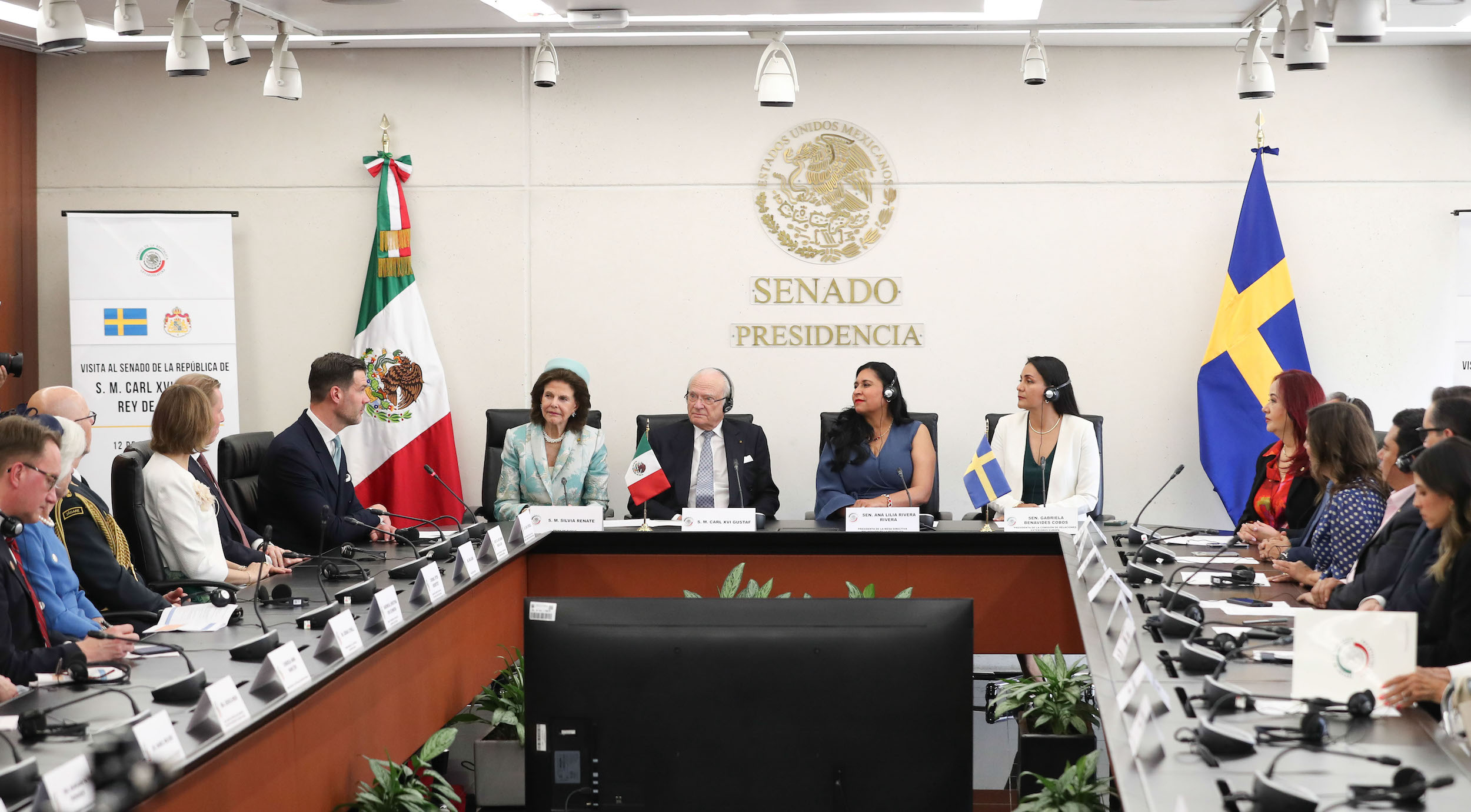 Visita al Senado de la Repuiblica de los Reyes de Suecia-