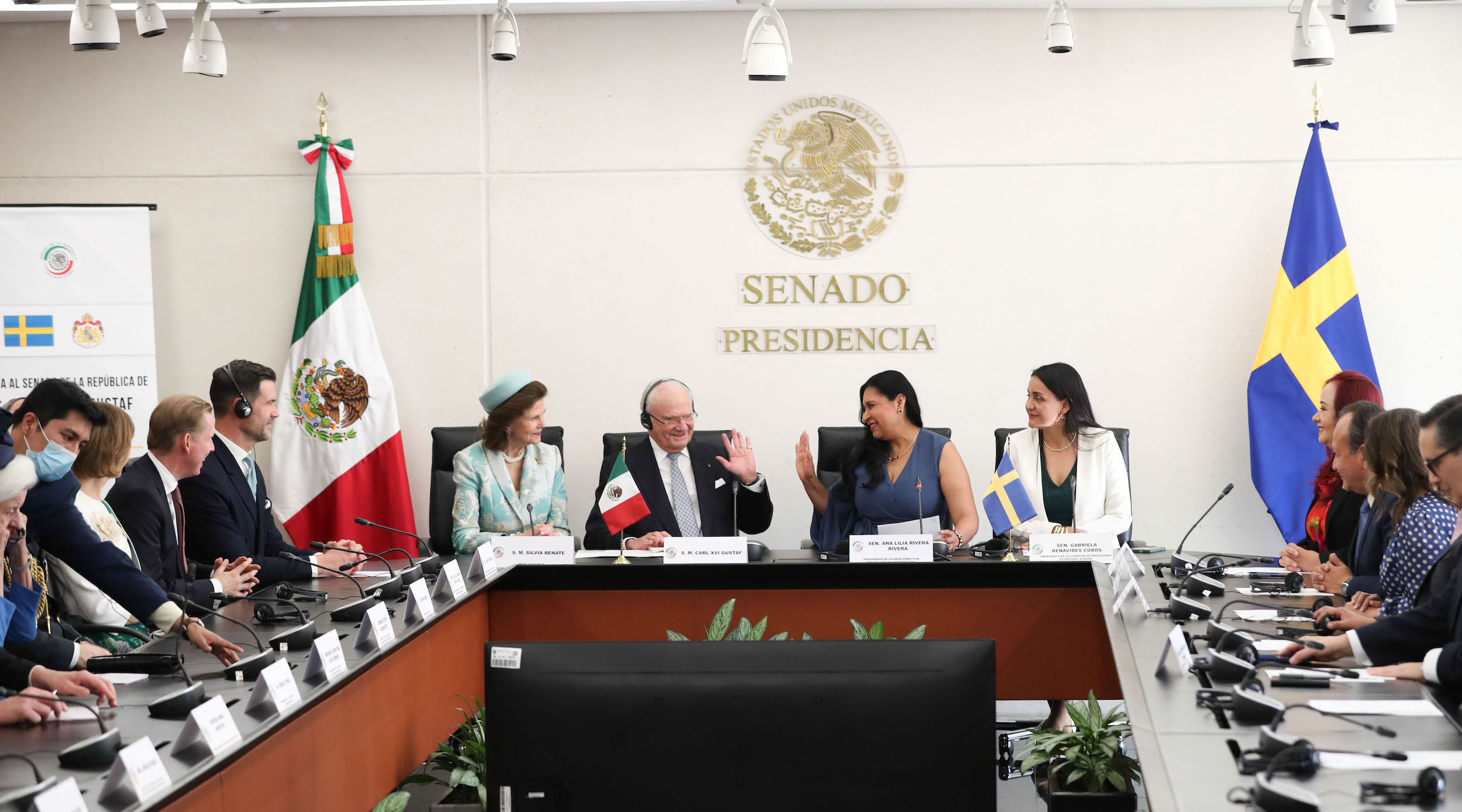 Visita al Senado de la Repuiblica de los Reyes de Suecia-