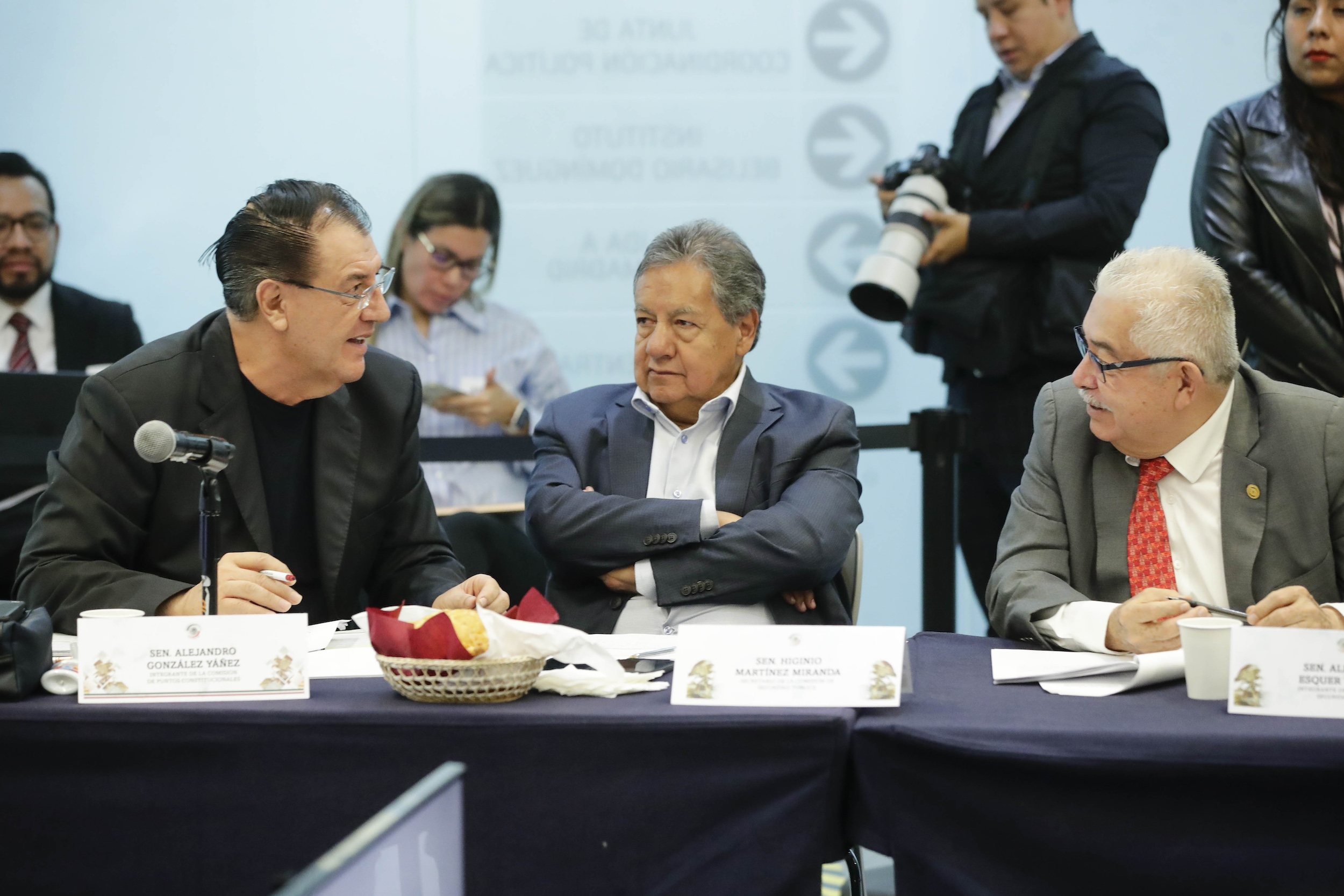 Com Unidas Ptos Const Seg Pub  Est Leg Primera-