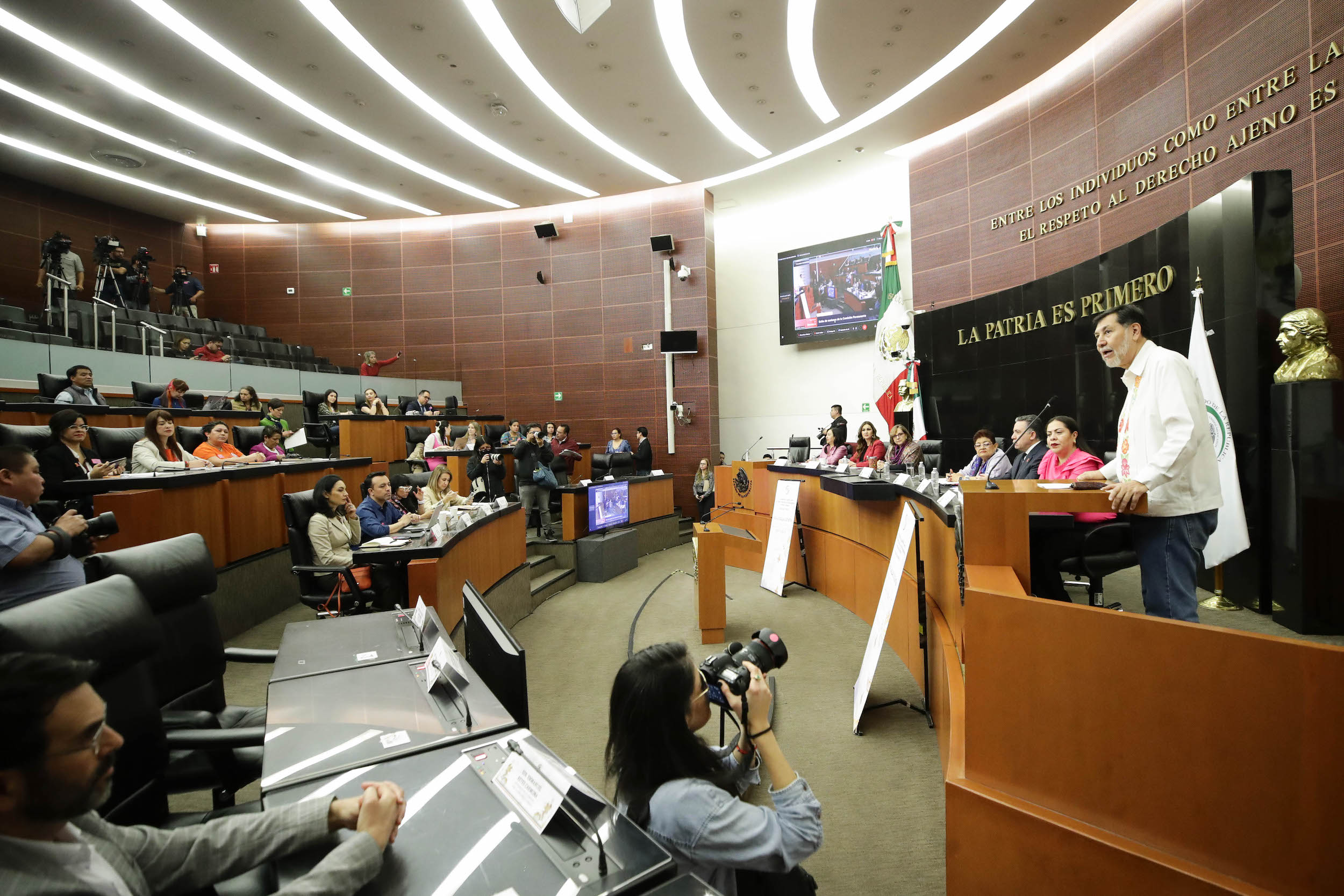 Foro “Hacia la igualdad sustantiva: propuestas legislativas para construir las leyes secundarias relativas a las reformas de los artículos 4, 21, 41, 73, 116, 122 y 123 de la Constitución Política”