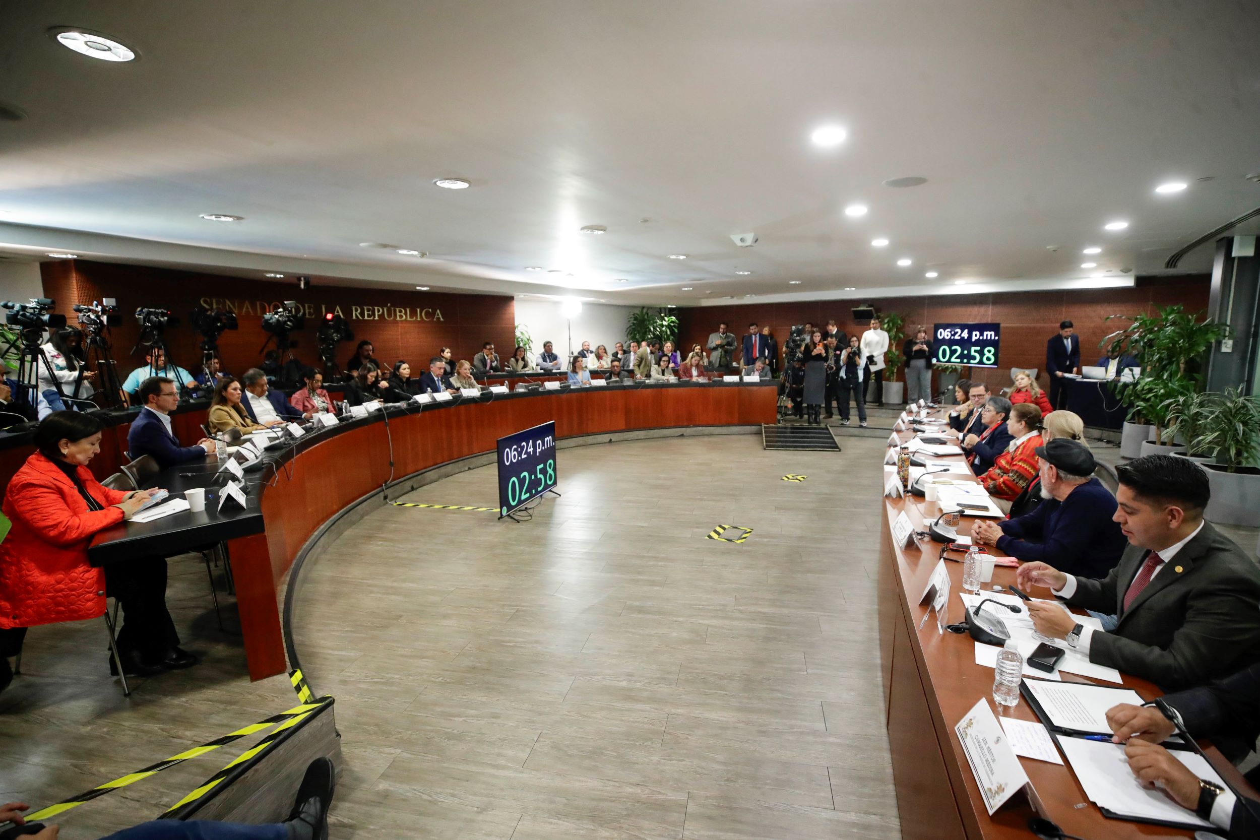 Comisiones Gobernacion Anticorrupcion y Transparencia 2711274