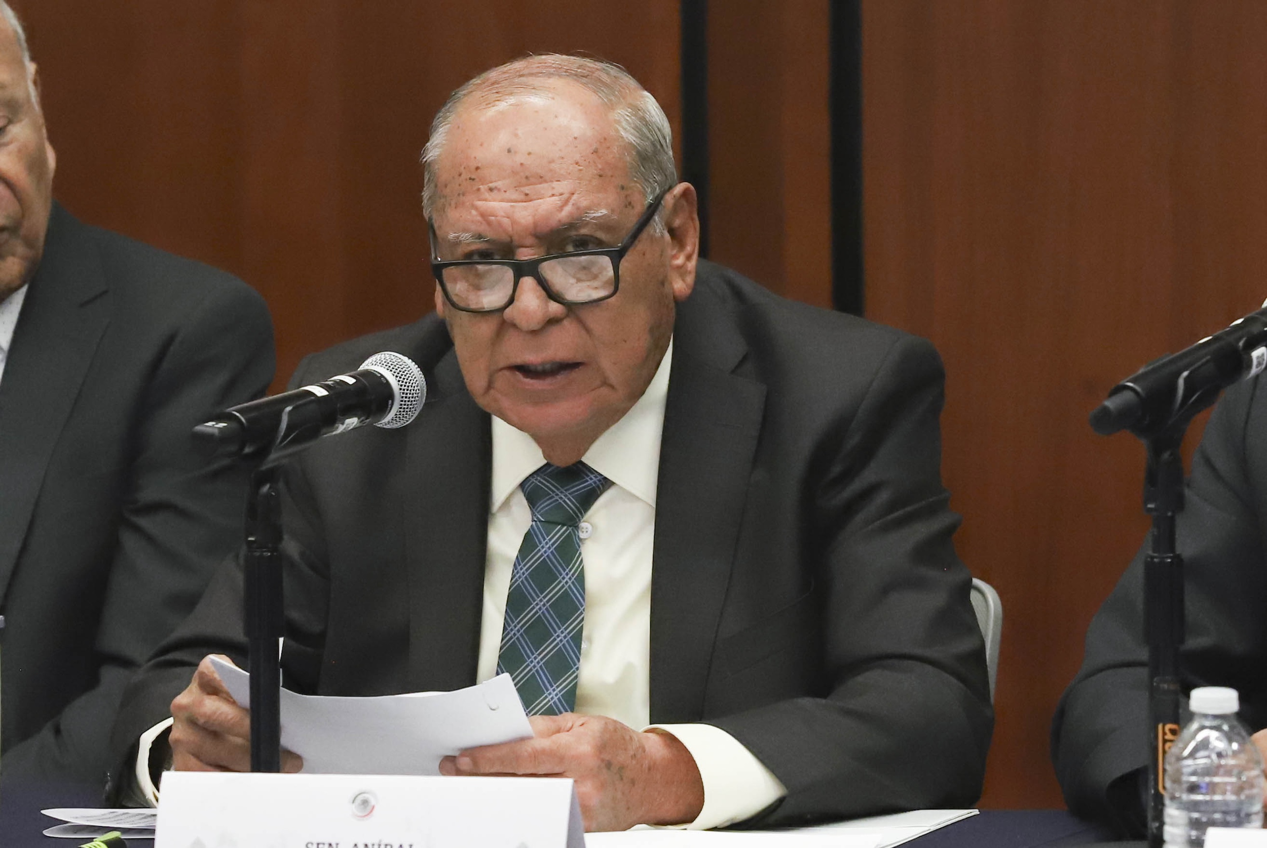 Instalacion de la Comision De Educacion  Sen Raul Moron Orozco -