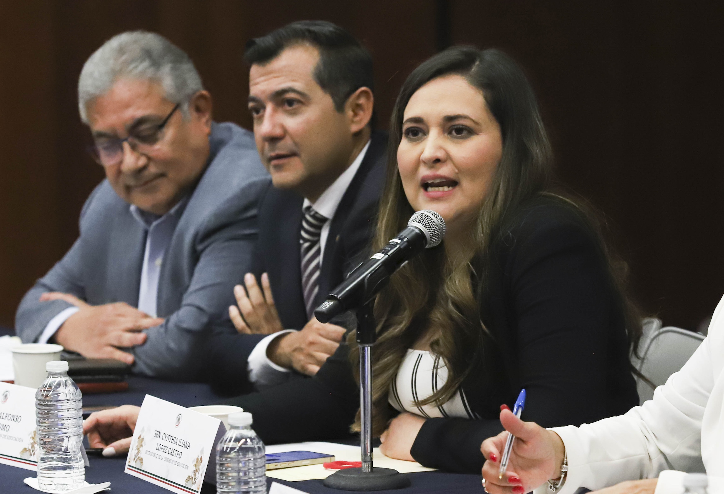 Instalacion de la Comision De Educacion  Sen Raul Moron Orozco -