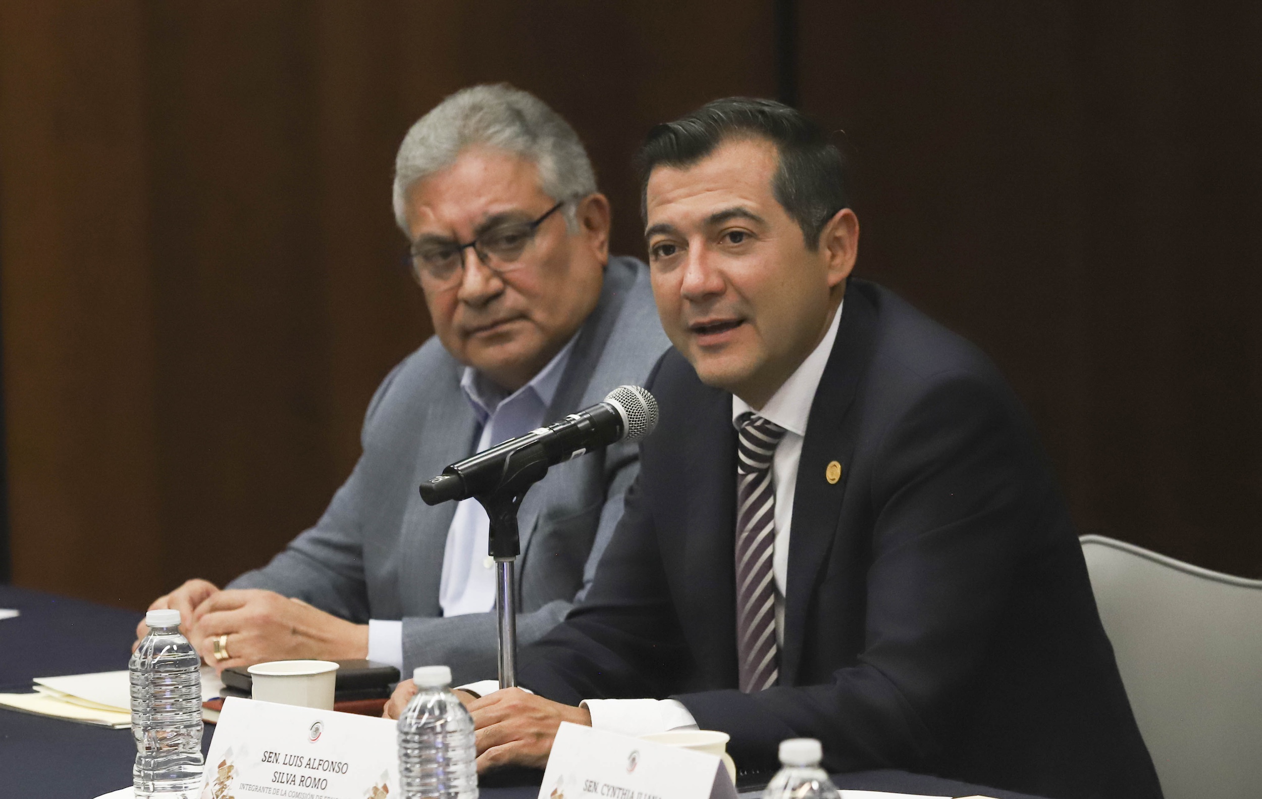 Instalacion de la Comision De Educacion  Sen Raul Moron Orozco -