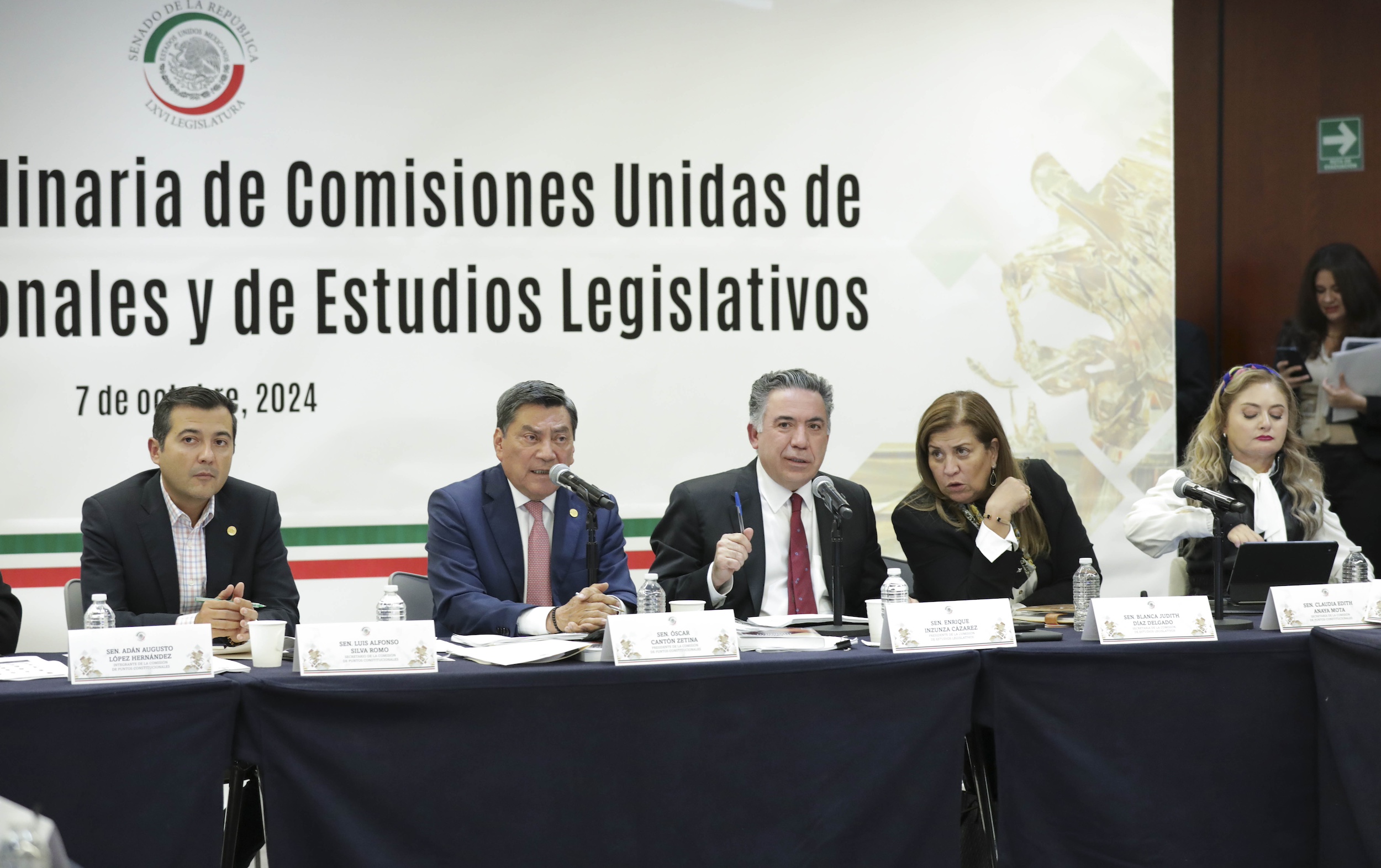 Reunion de Comisiones Unidas de Puntos Constitucionales y de Estudios Legislativos-
