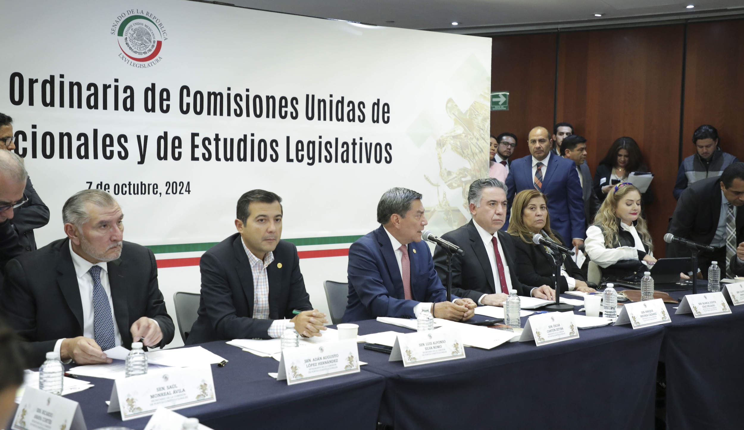 Reunion de Comisiones Unidas de Puntos Constitucionales y de Estudios Legislativos-