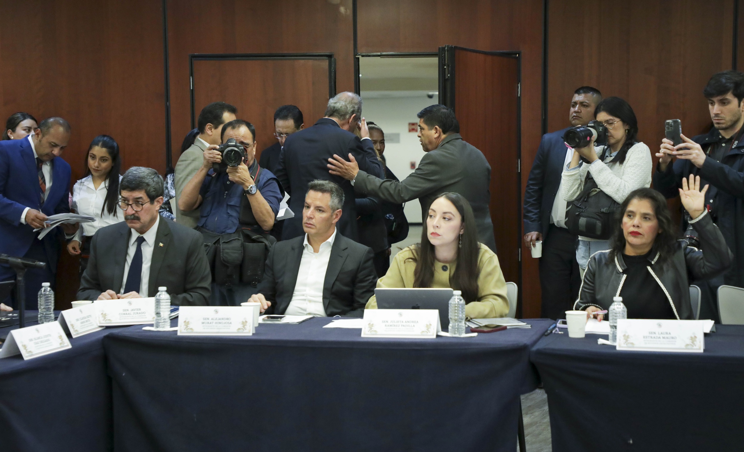 Reunion de Comisiones Unidas de Puntos Constitucionales y de Estudios Legislativos-