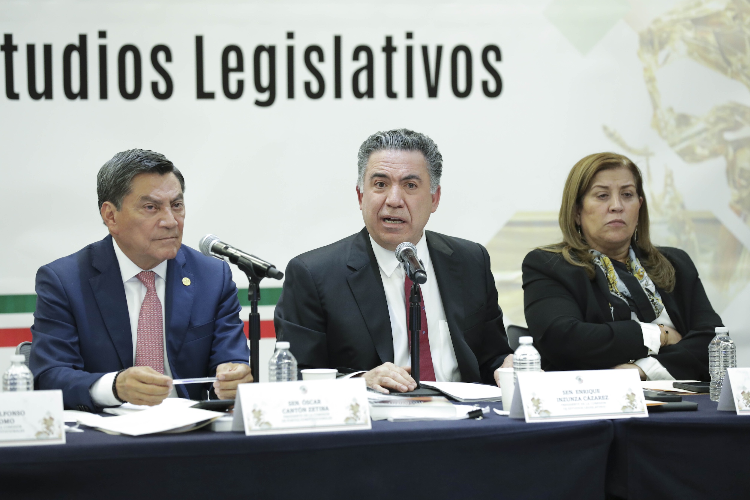 Reunion de Comisiones Unidas de Puntos Constitucionales y de Estudios Legislativos-