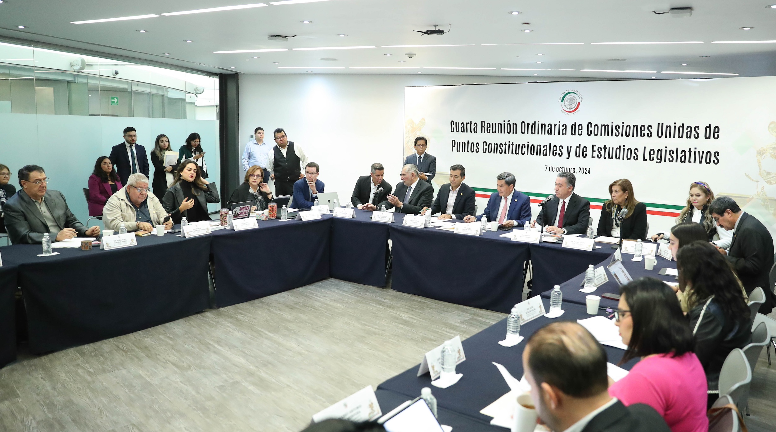 Comisiones Unidas de Puntos Constitucionales y Estudios Legislativos-