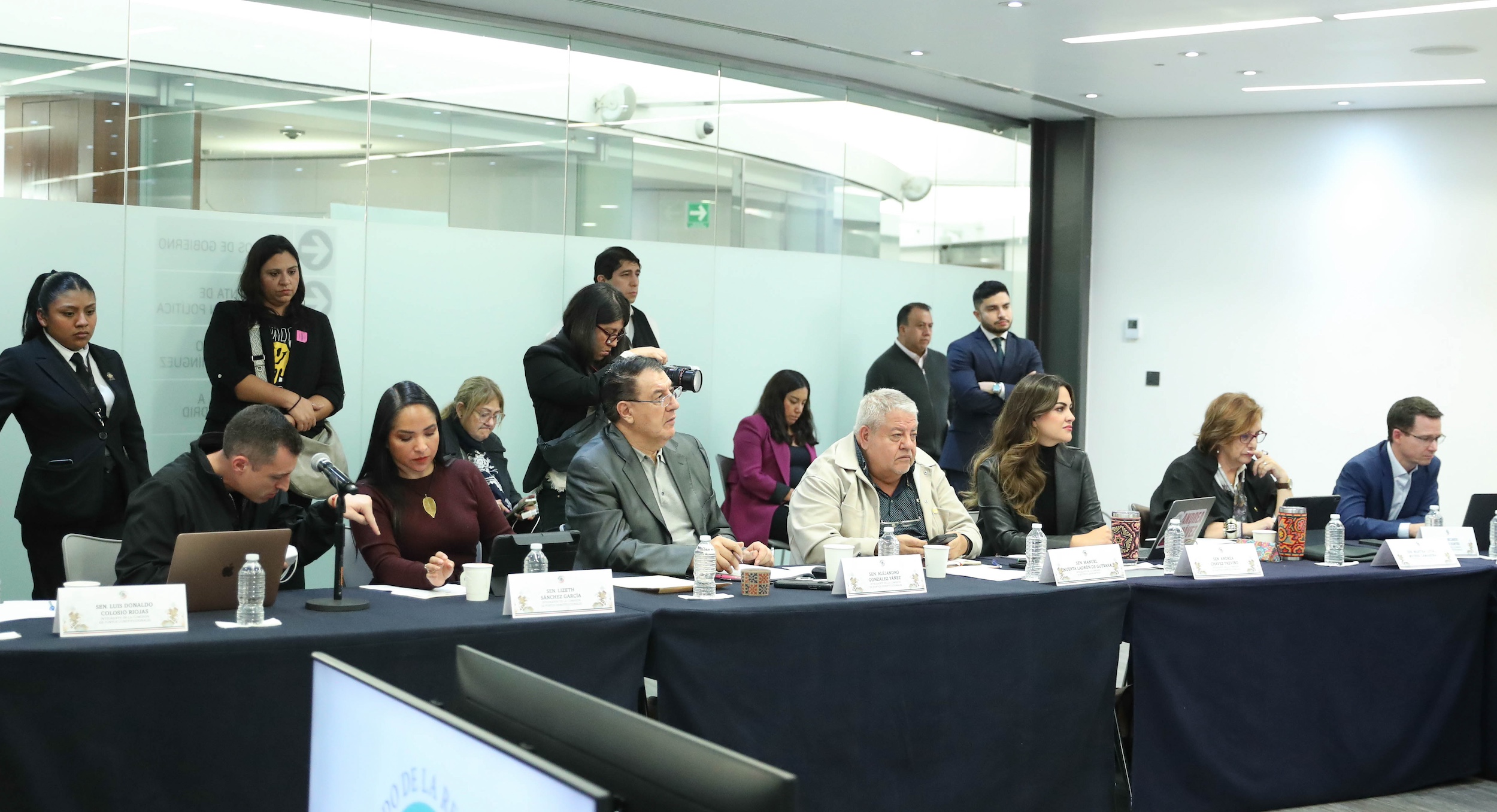 Comisiones Unidas de Puntos Constitucionales y Estudios Legislativos-