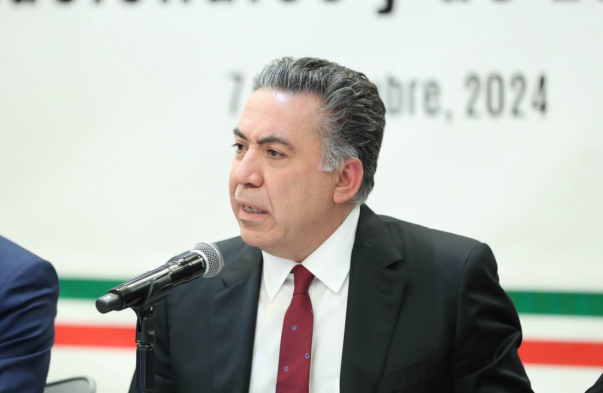 Comisiones Unidas de Puntos Constitucionales y Estudios Legislativos-