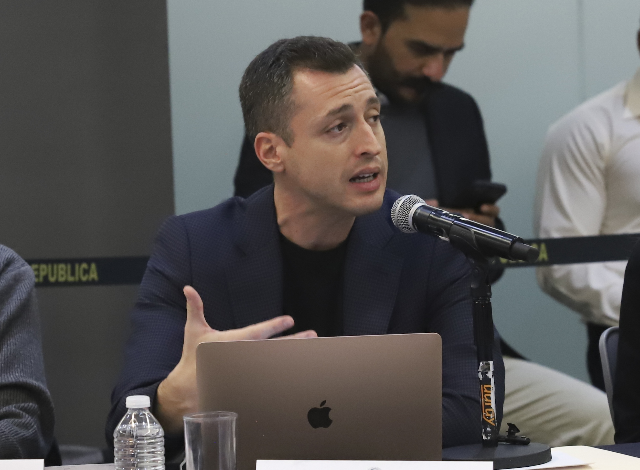 Comisiones Unidas Puntos Constitucionales Energia y Estudios Legislativos  -