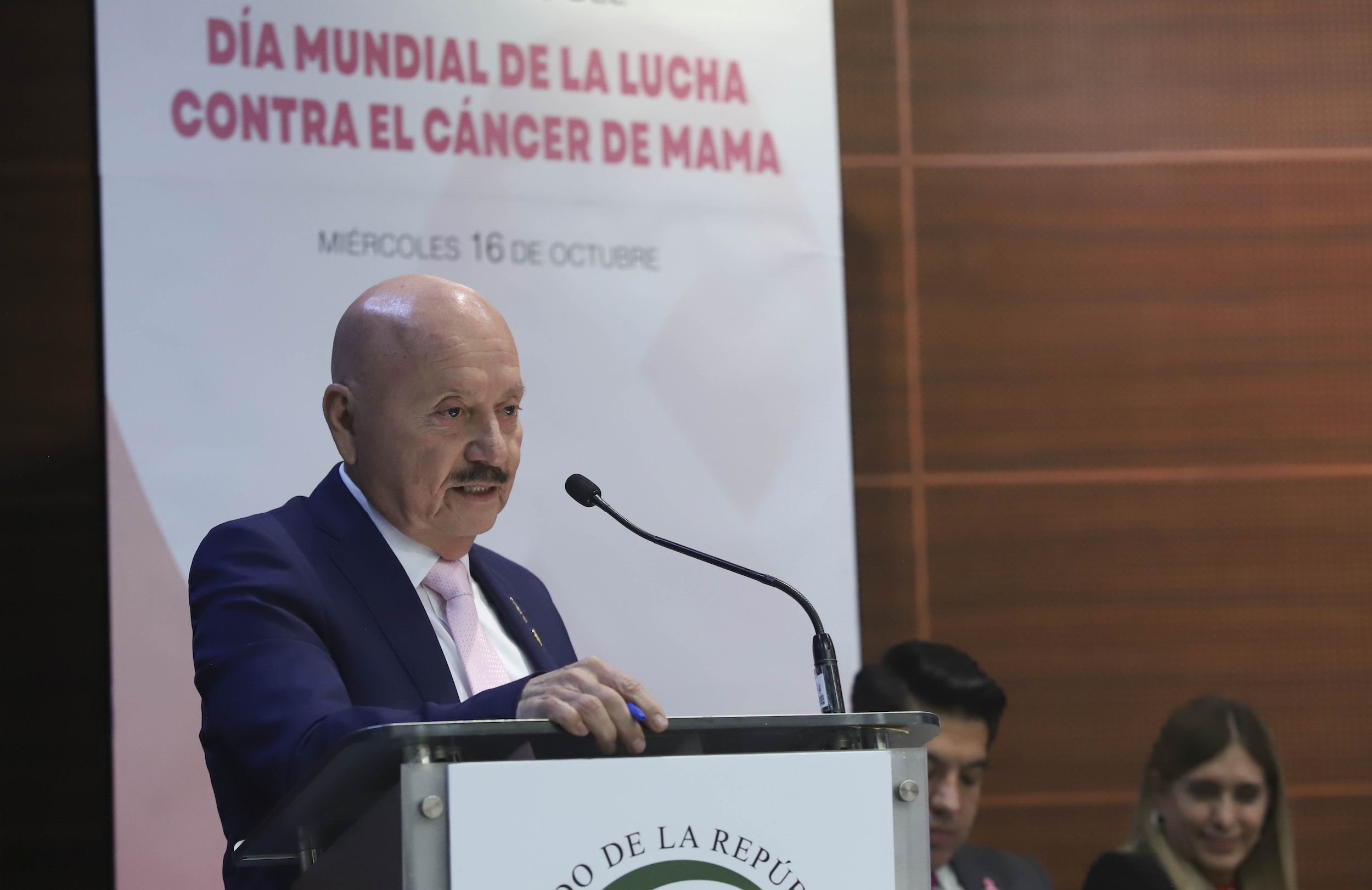 Conversatorio dia Mundial de la Lucha Contra el Cancer de Mama-