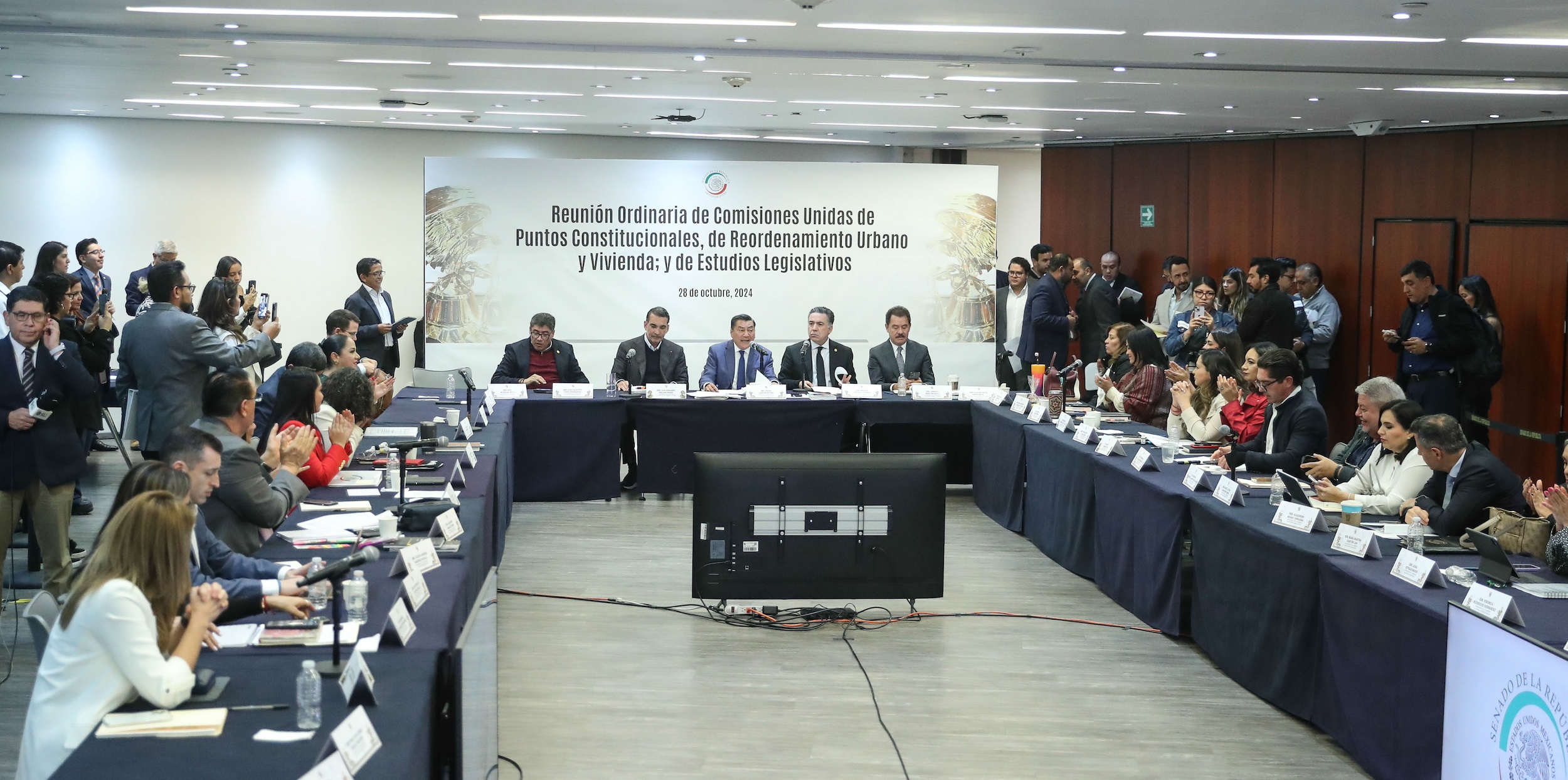 Comisiones Unidas Reordenamiento  Urbano y Vivienda -