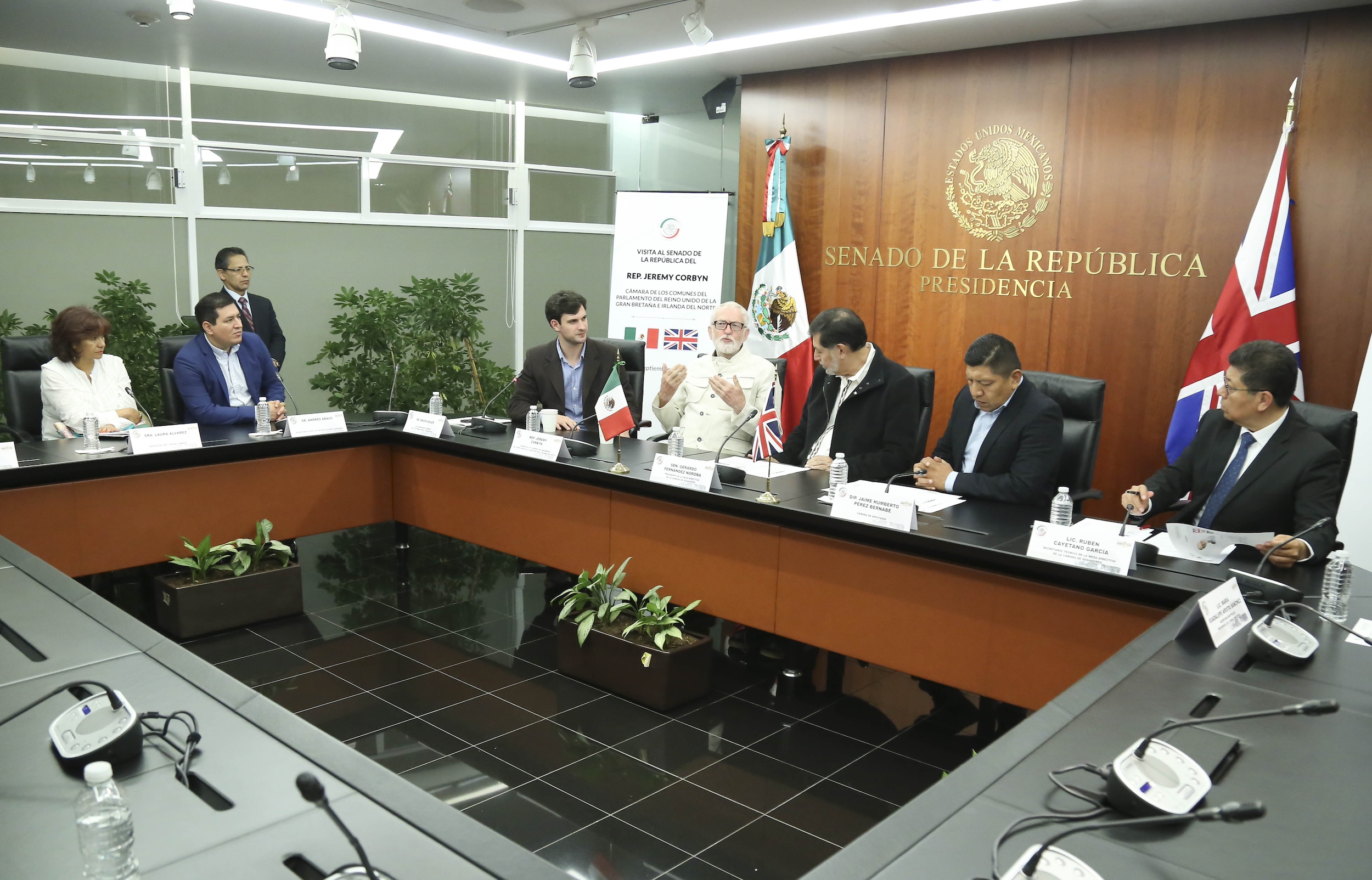 Visita del Rep Jeremy Corbyn Reino Unido-