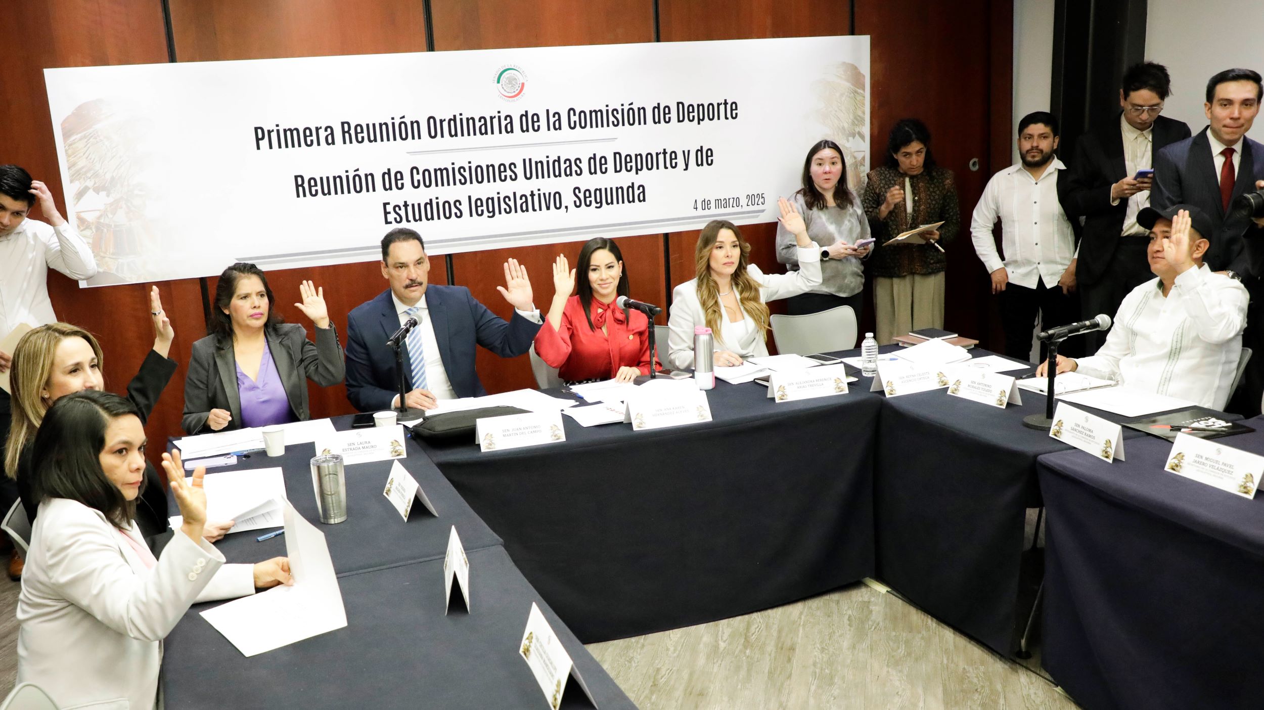 Comisiones Unidas de Deporte y Estudios Legisltivos Segunda -