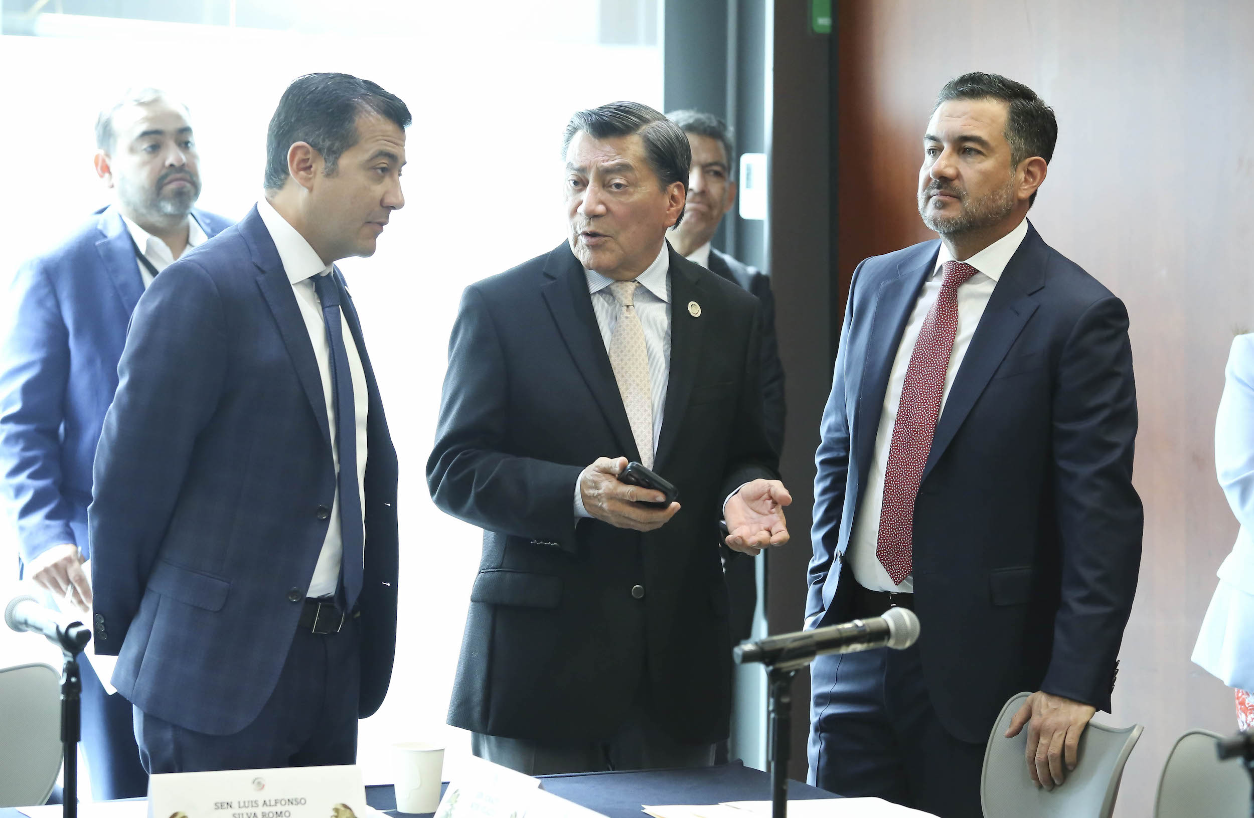 Comisiones Unidas Puntos Constitucionales Hacienda y Estudios Legislativos Primera-