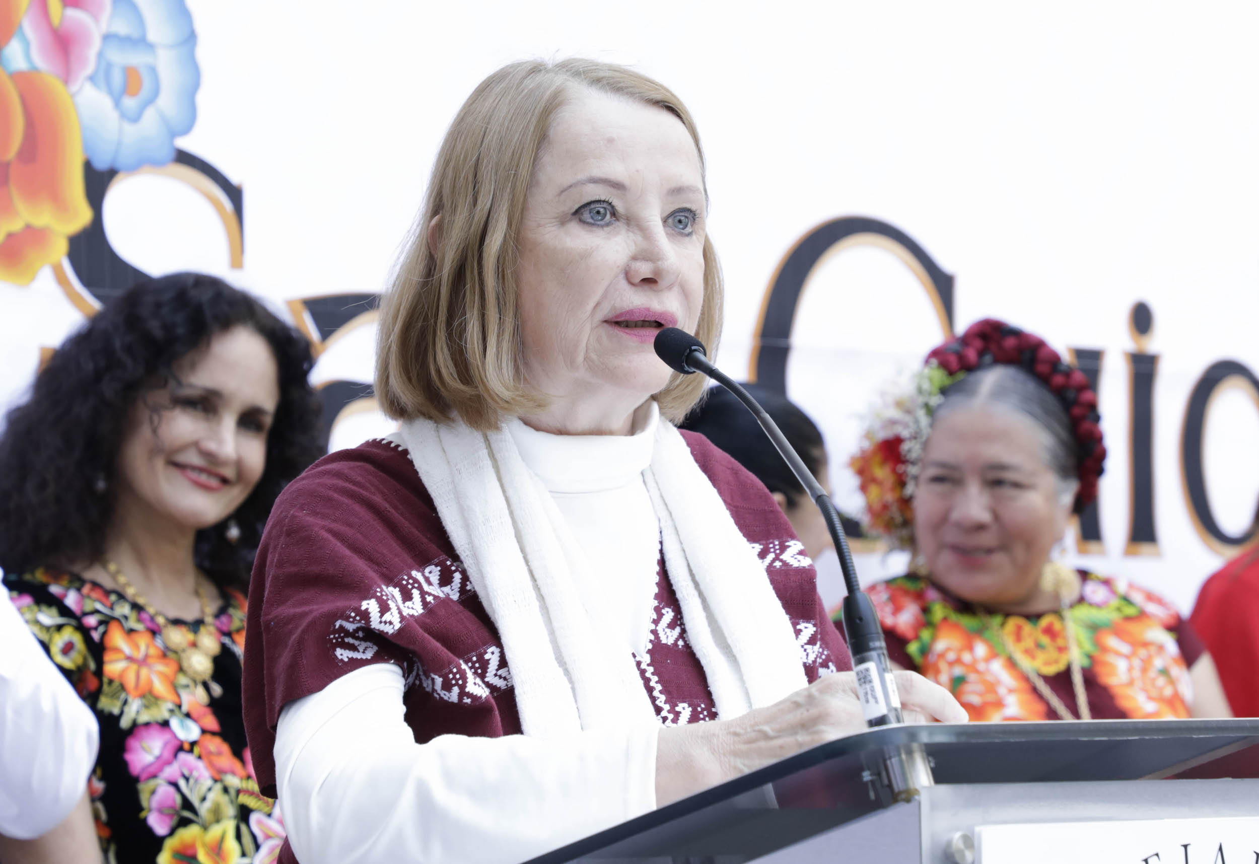 Saa Guidxi Presentacion del Calendario de velas IstmenSas-