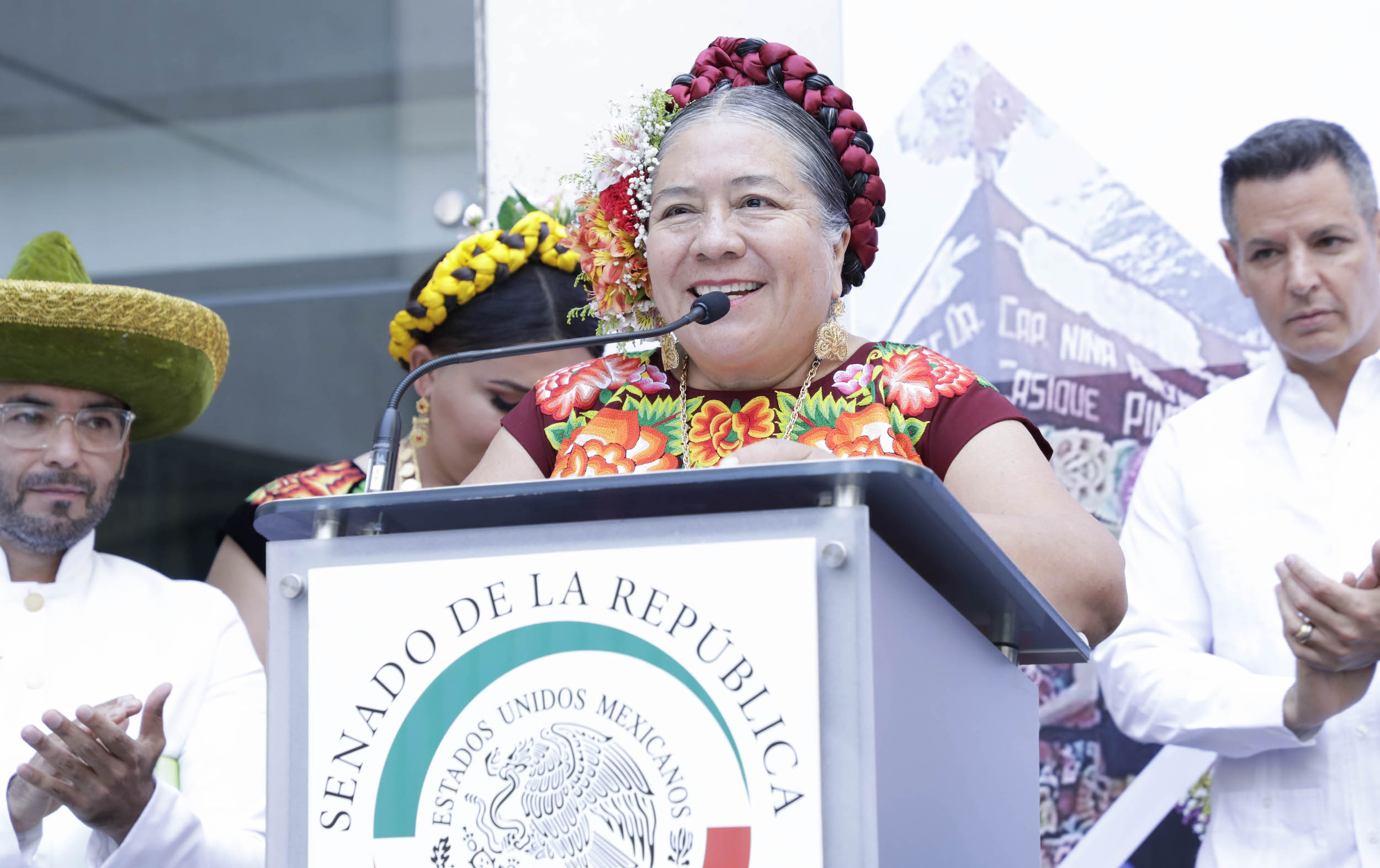 Saa Guidxi Presentacion del Calendario de velas IstmenSas-