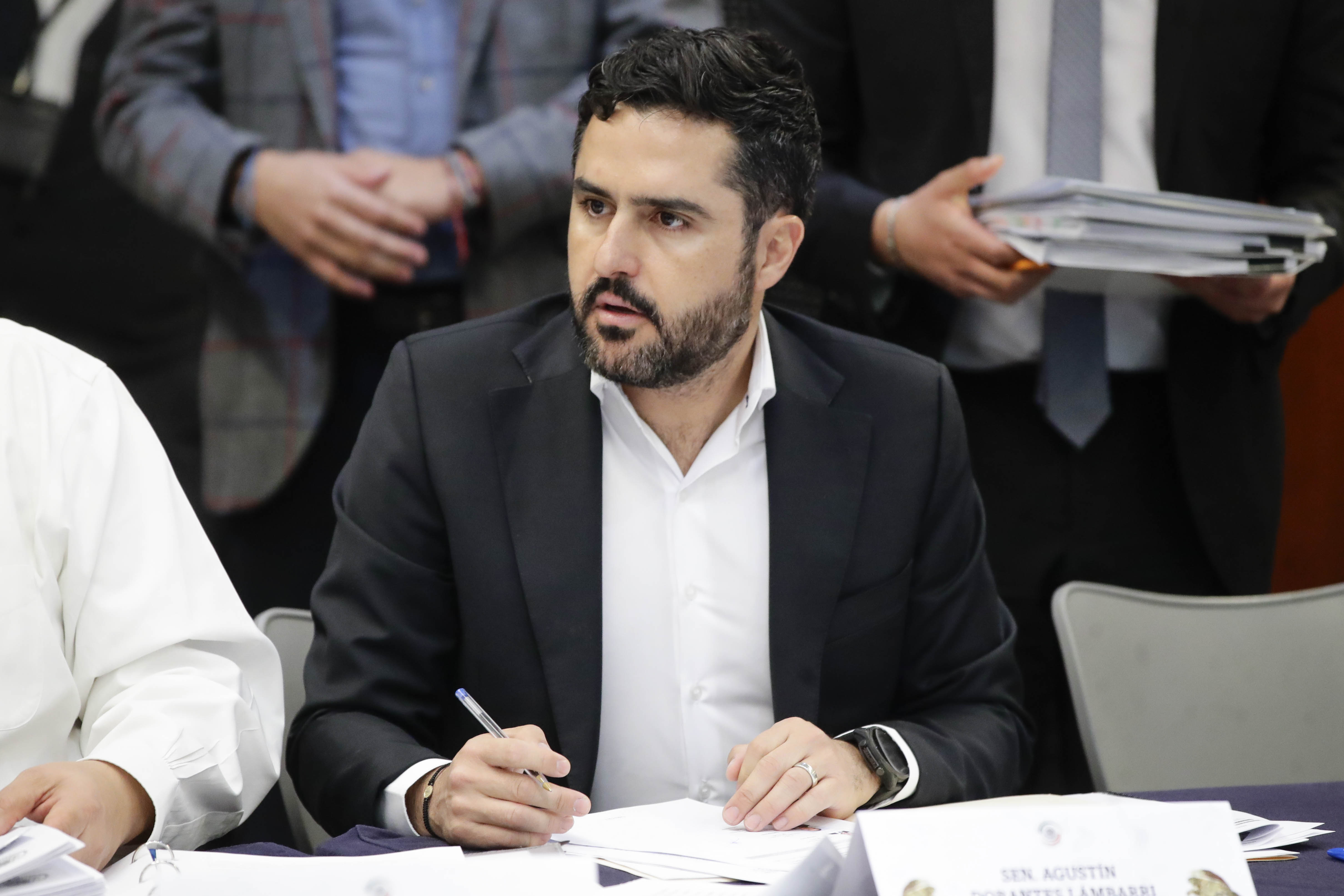 Com Unidas Hacienda Com y Transp y Est Leg Primera II-