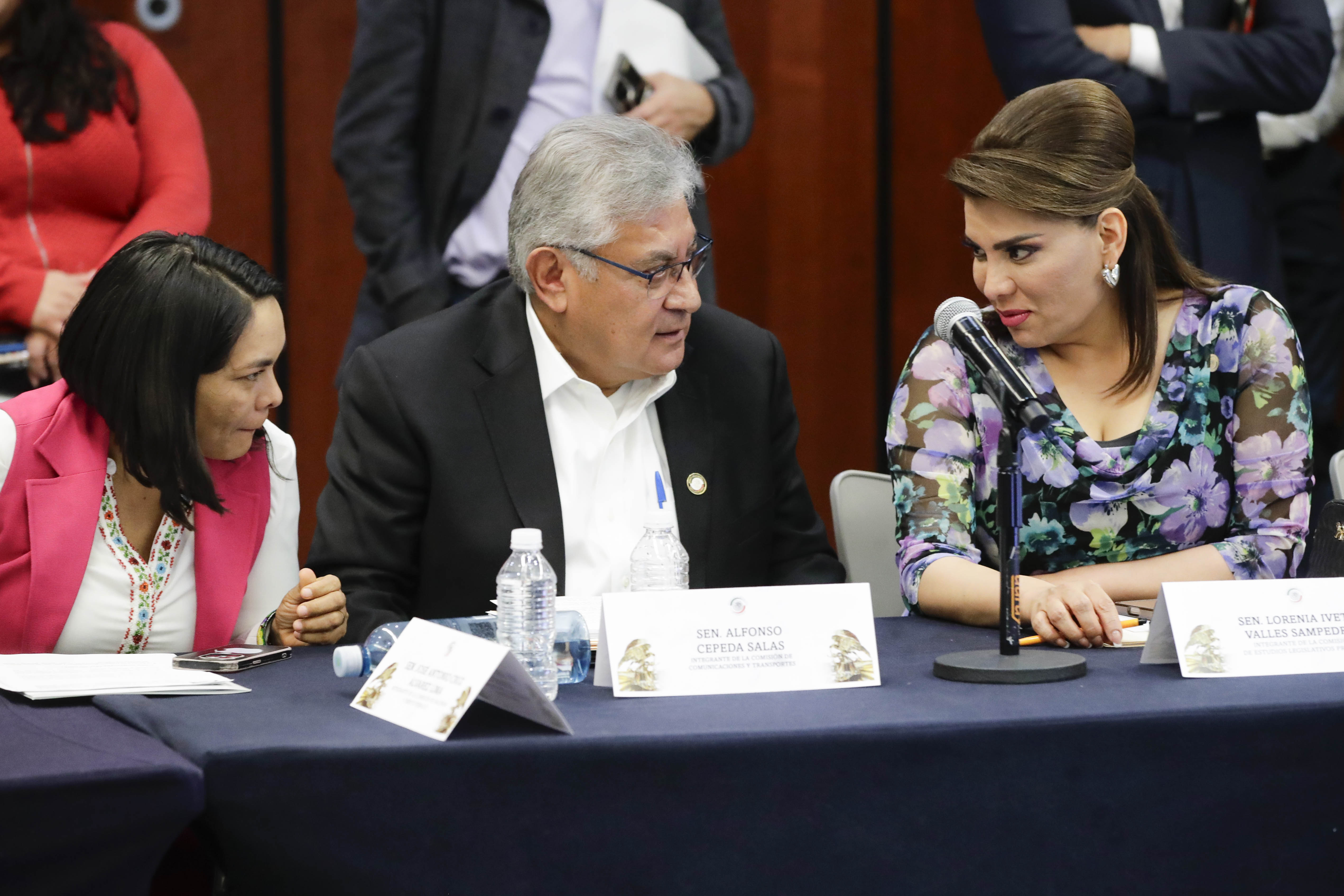 Com Unidas Hacienda Com y Transp y Est Leg Primera II-