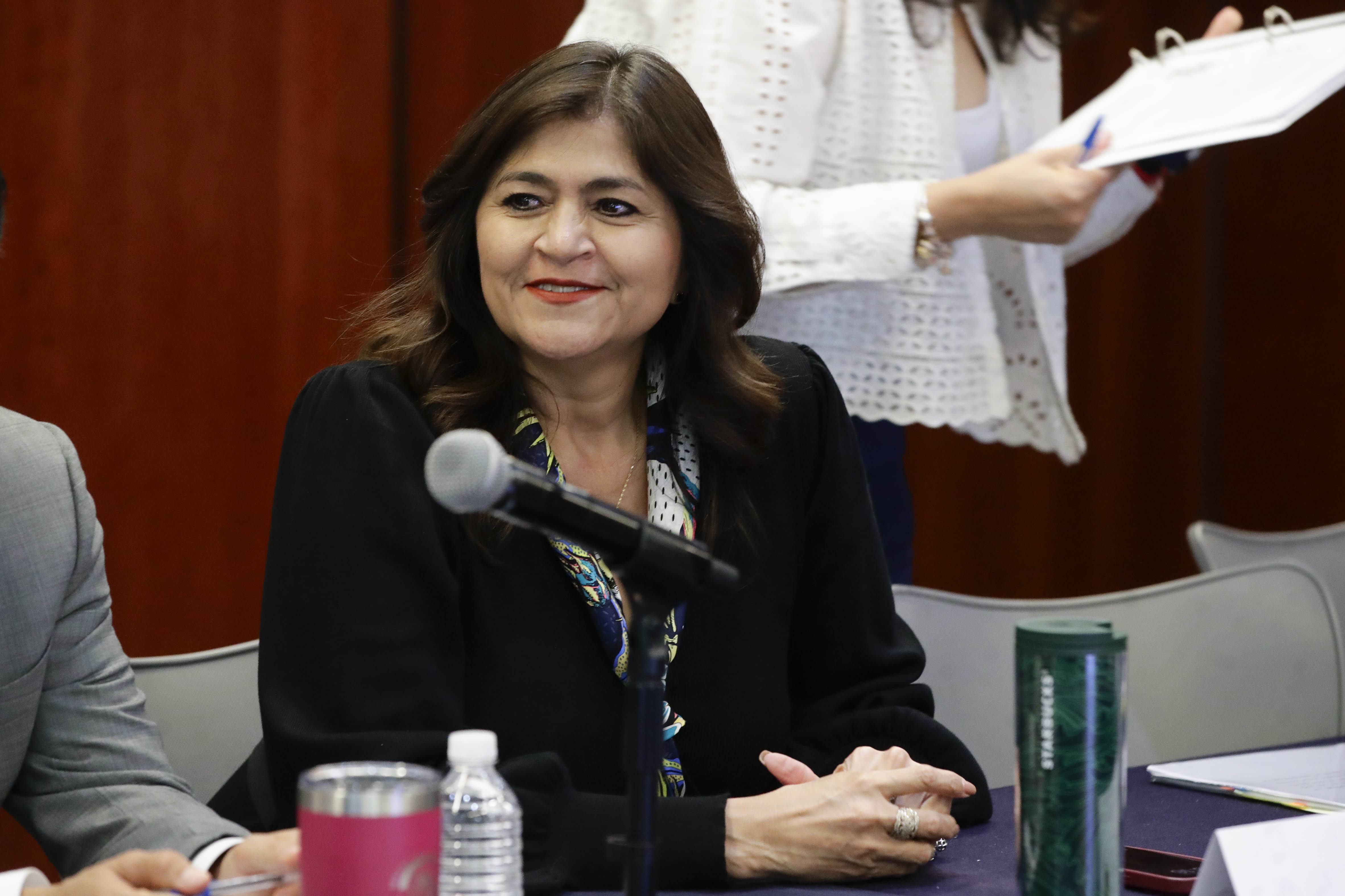 Com Unidas Hacienda Com y Transp y Est Leg Primera II-