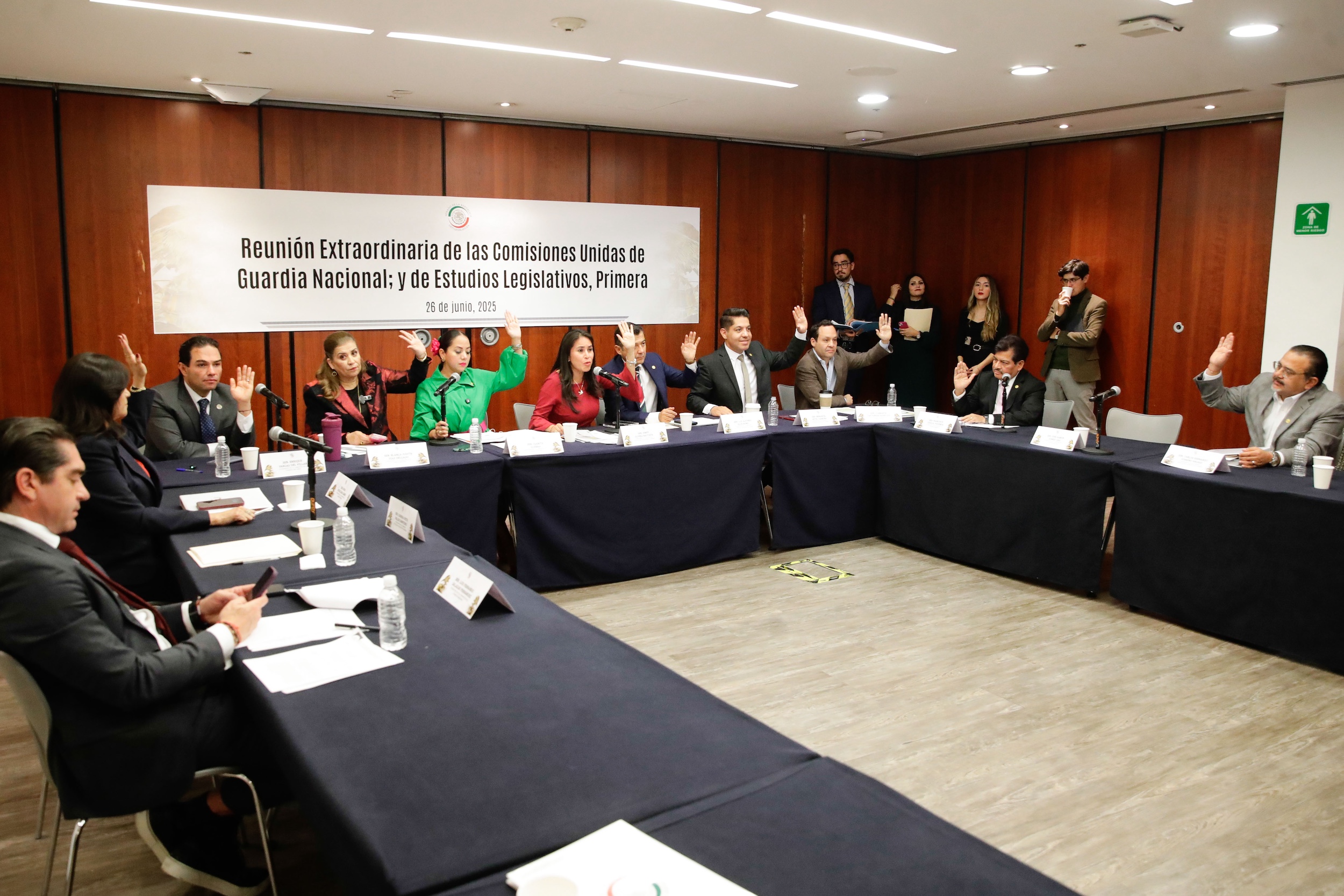 Com Guardia Nacional y Est Leg Primera-