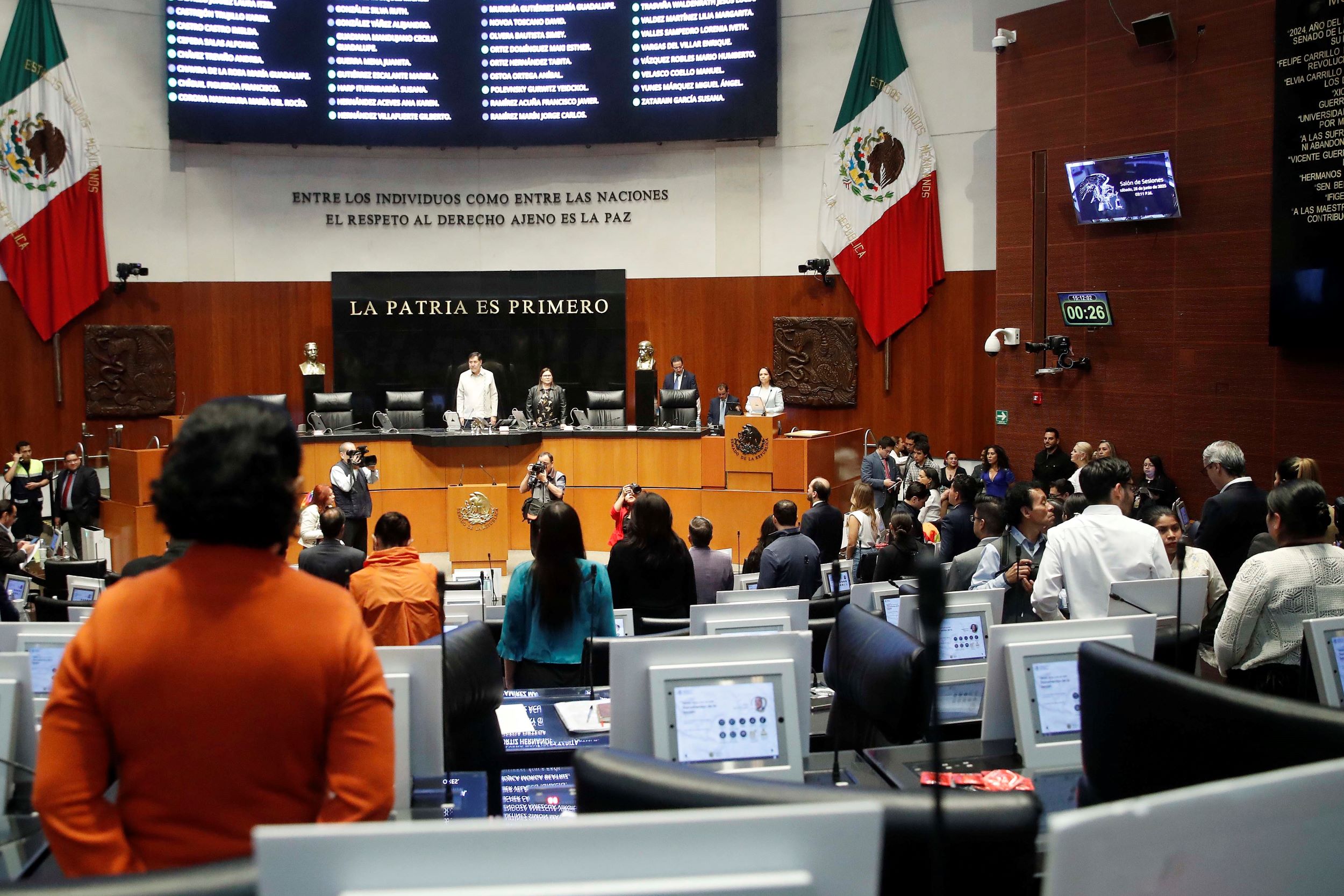 Sesión extraordinaria de la Cámara de Senadores